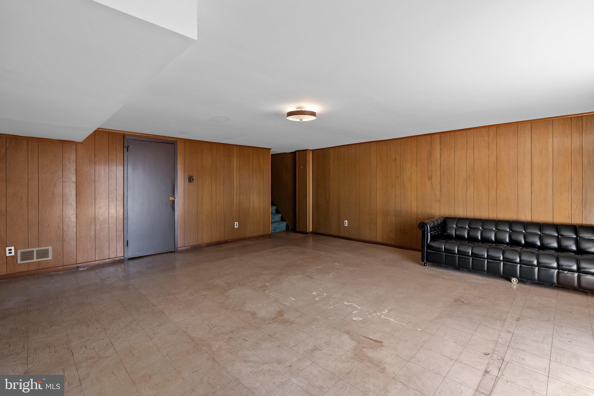 BUSTLETON - Residential