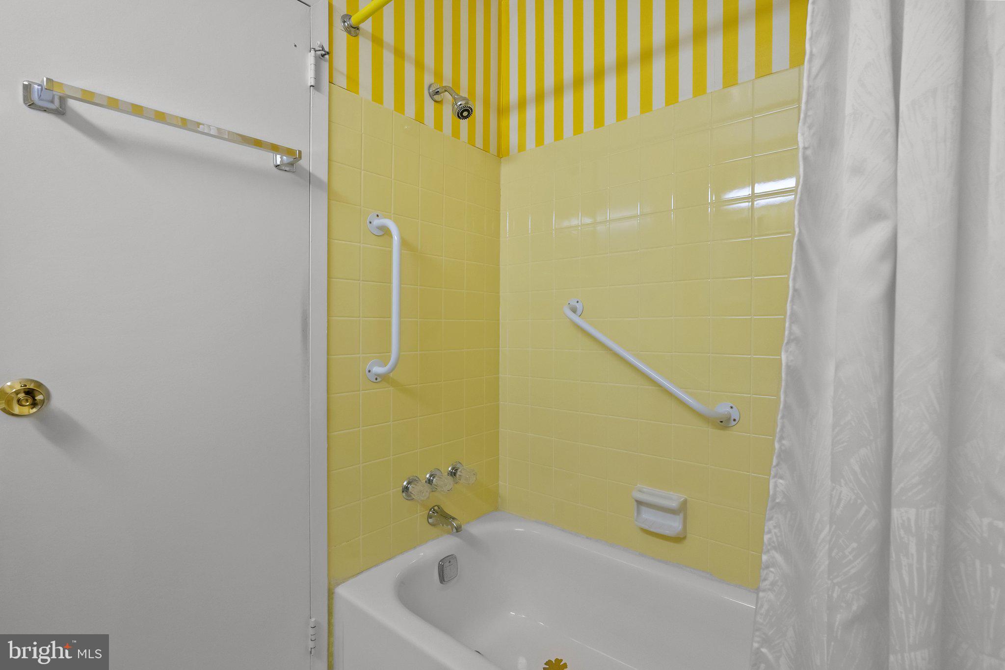 BUSTLETON - Residential