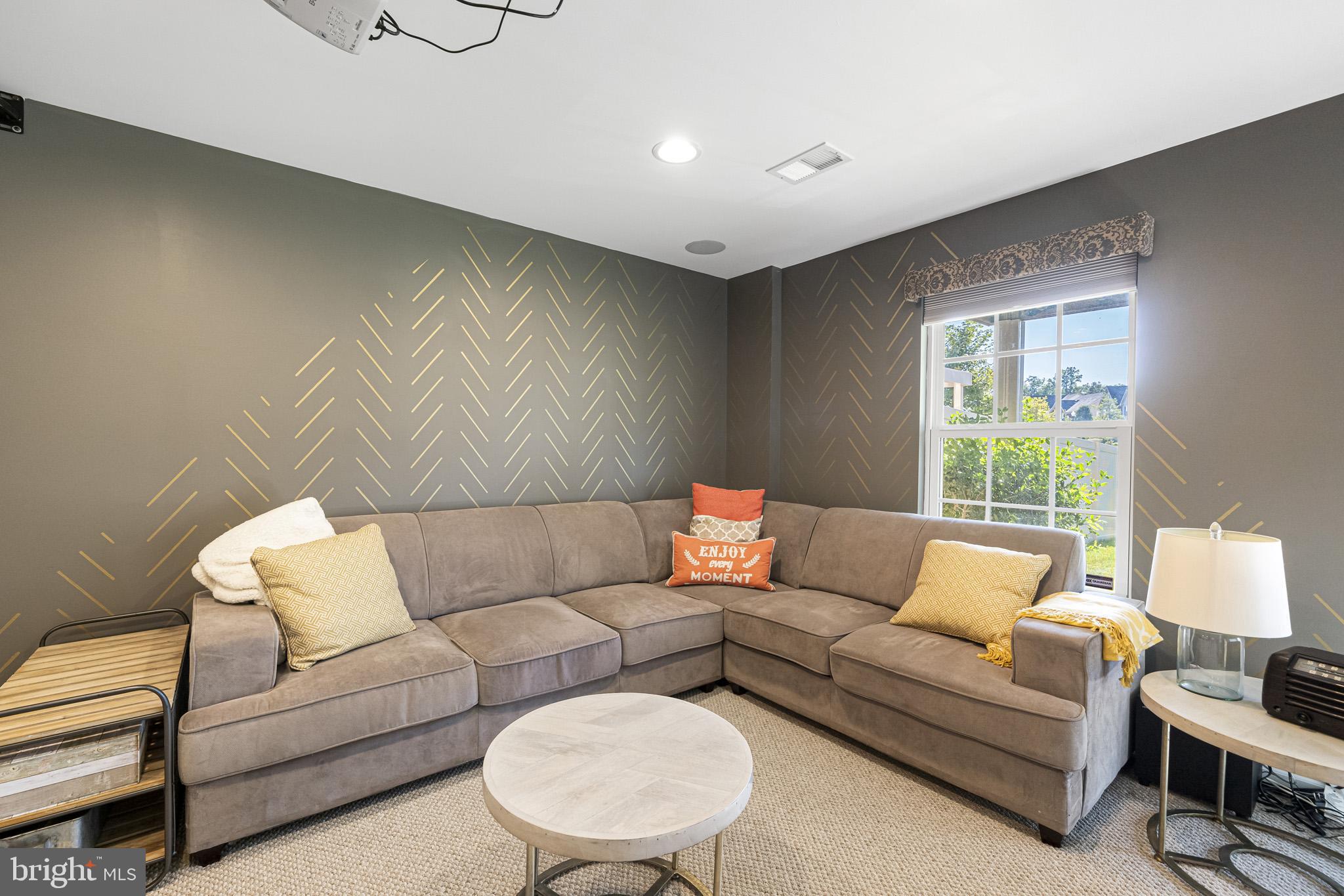 FIELDSIDE AT ST CHARLES - Residential