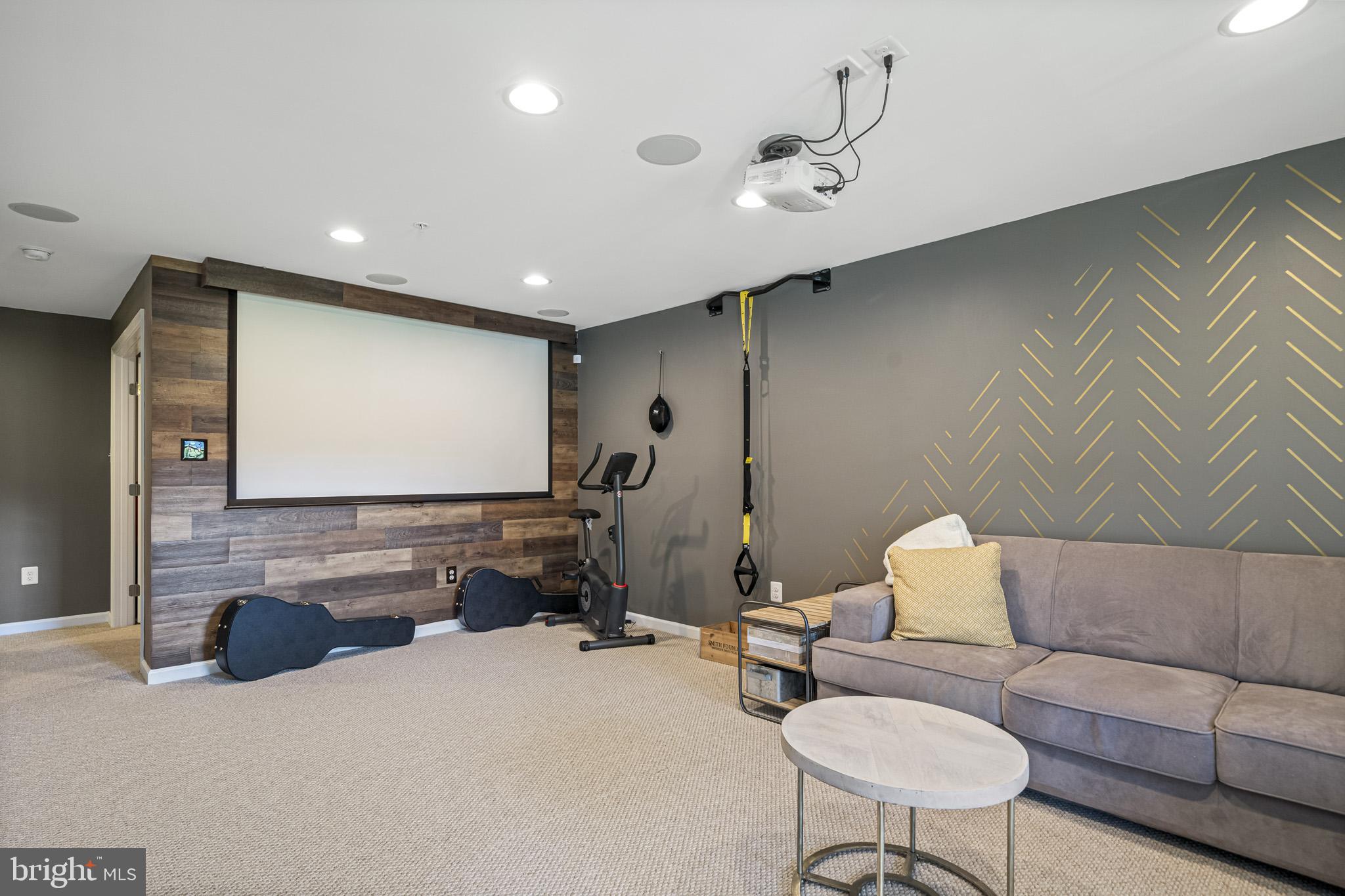 FIELDSIDE AT ST CHARLES - Residential