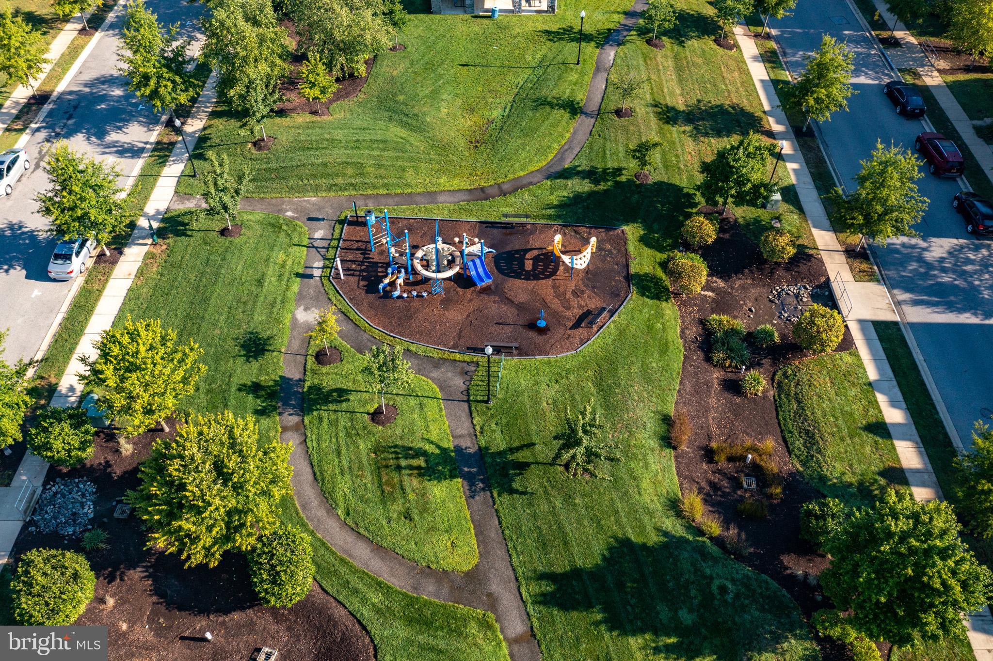 FIELDSIDE AT ST CHARLES - Residential