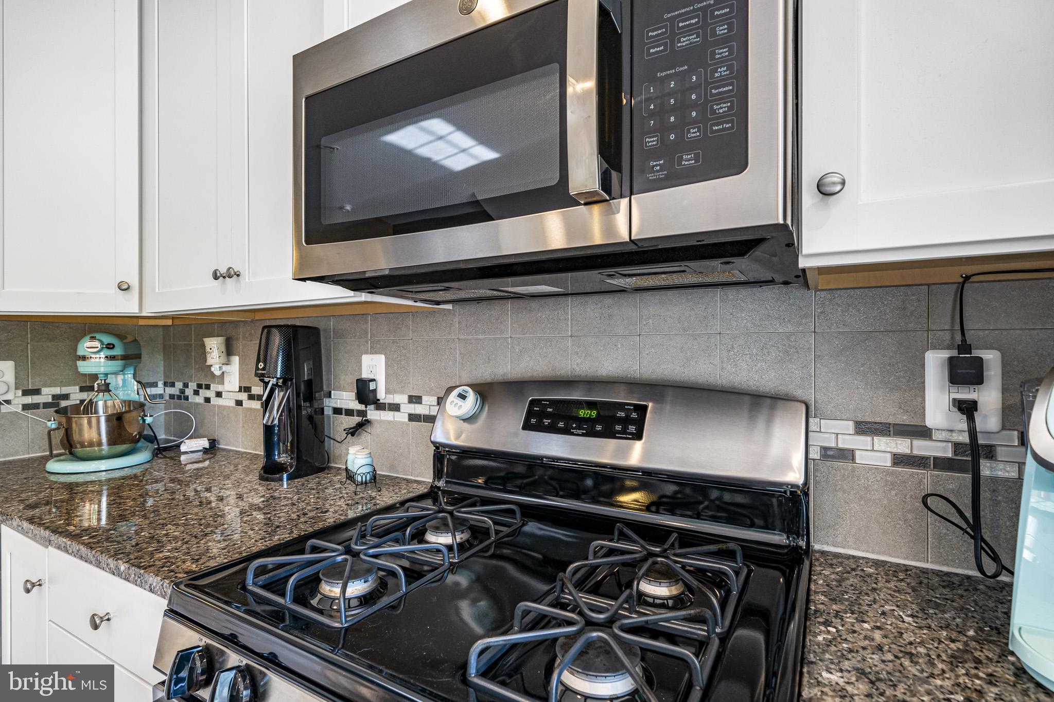 FIELDSIDE AT ST CHARLES - Residential