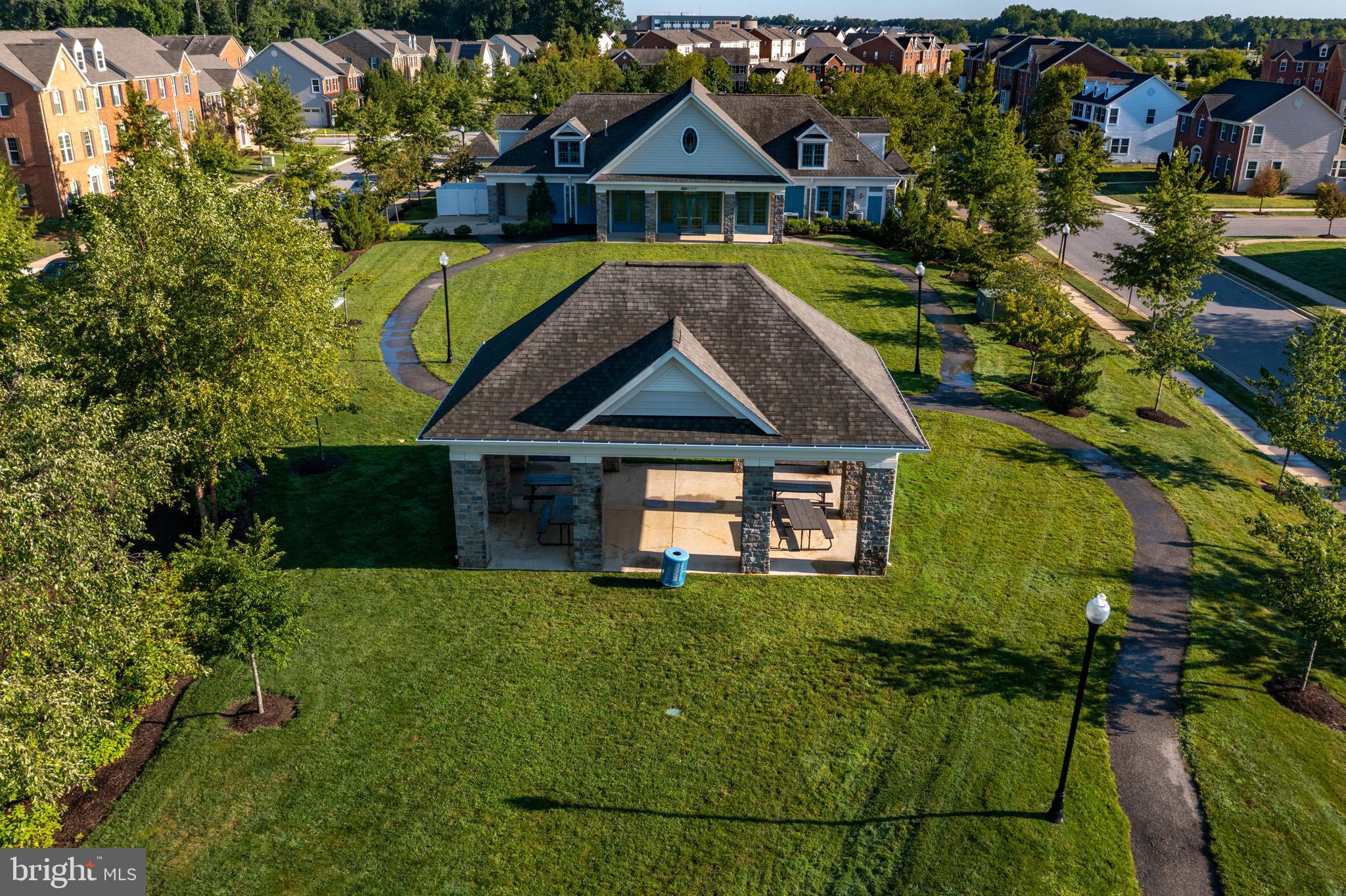 FIELDSIDE AT ST CHARLES - Residential