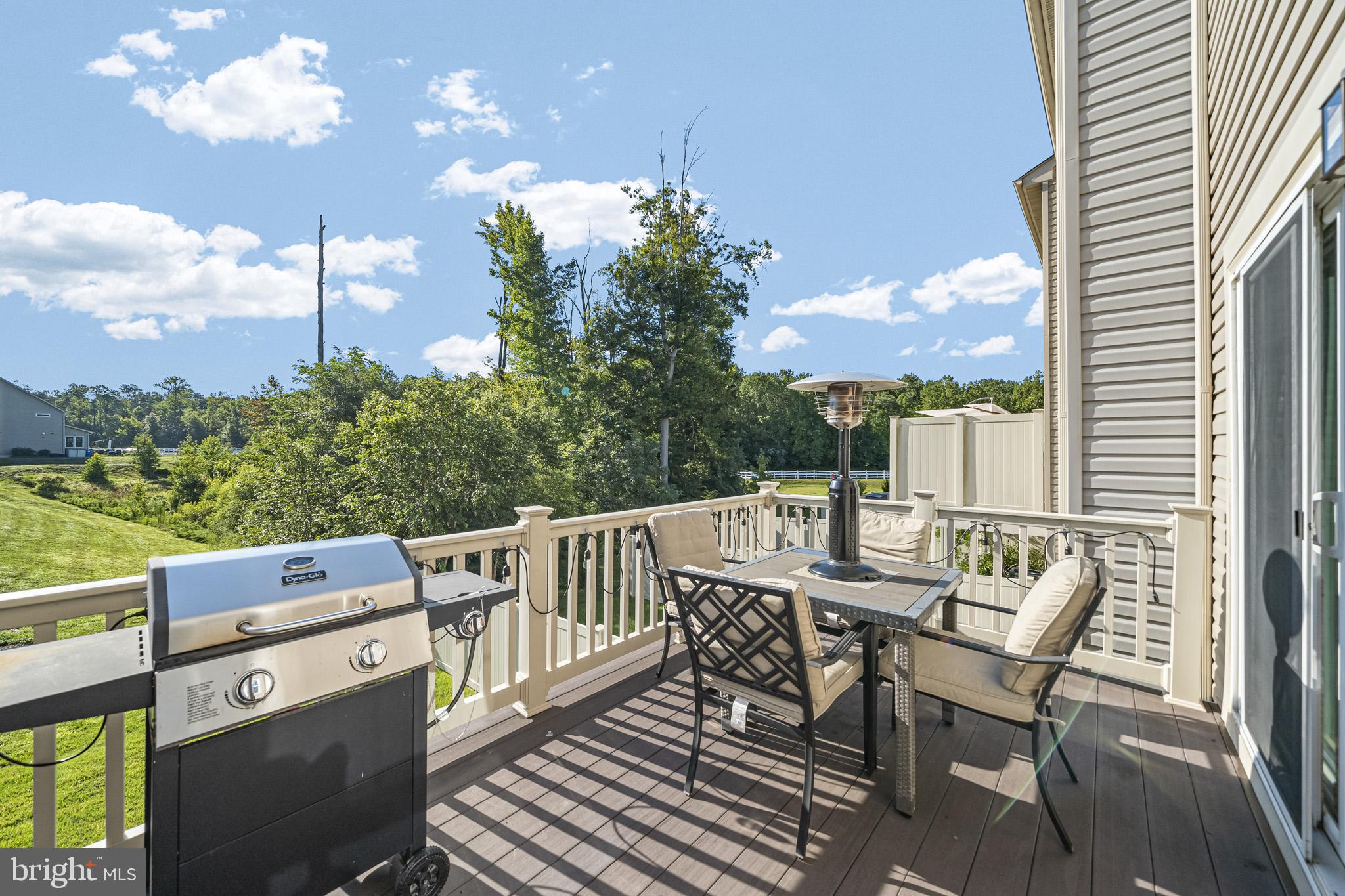 FIELDSIDE AT ST CHARLES - Residential