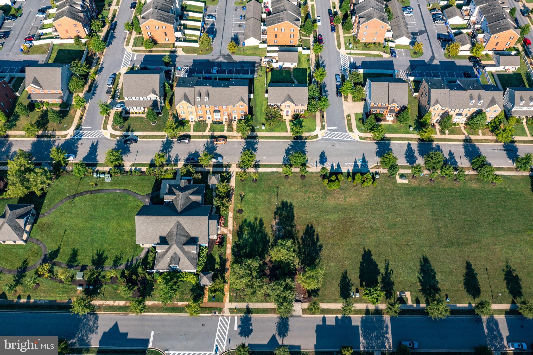 FIELDSIDE AT ST CHARLES - Residential