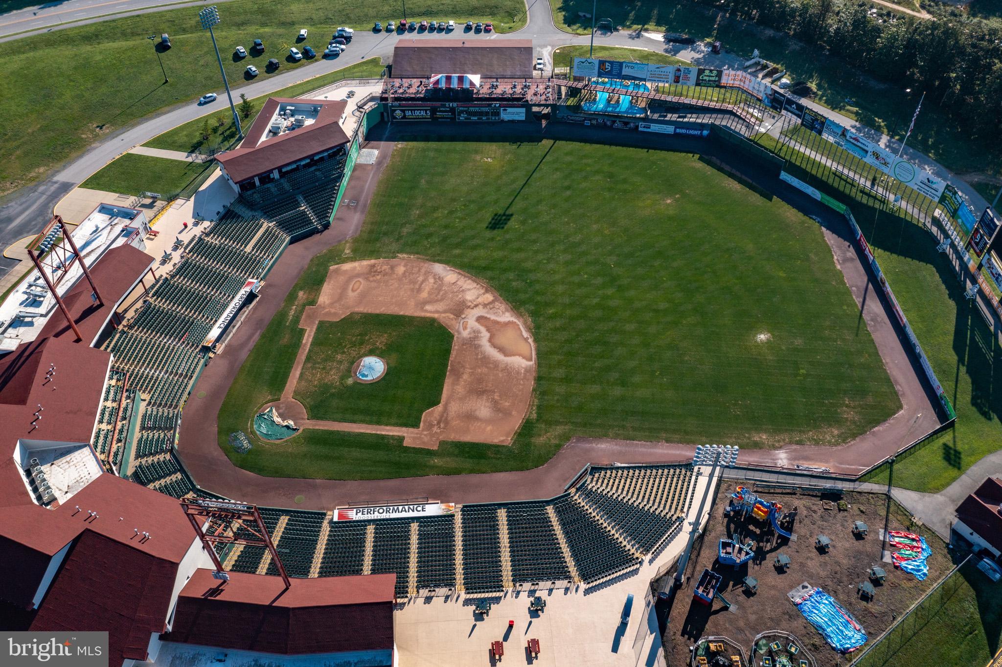 FIELDSIDE AT ST CHARLES - Residential