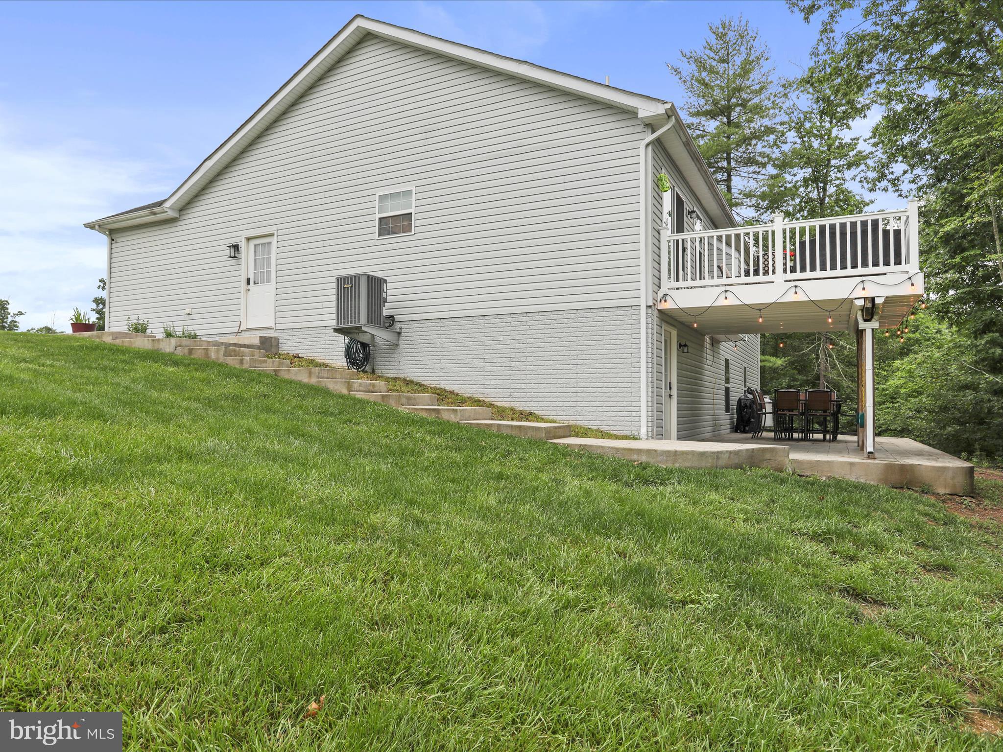 HICKORY RUN II - Residential