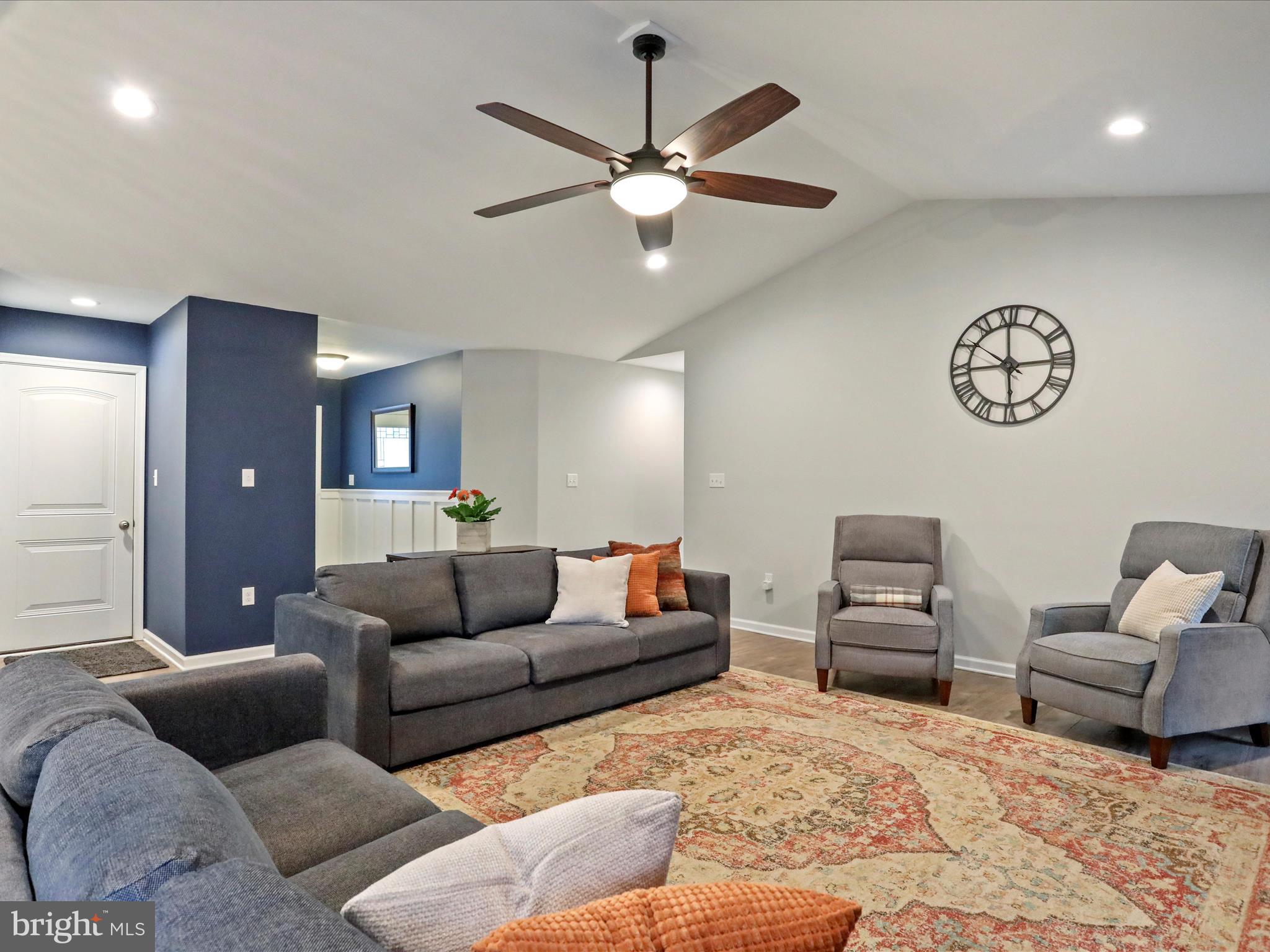HICKORY RUN II - Residential