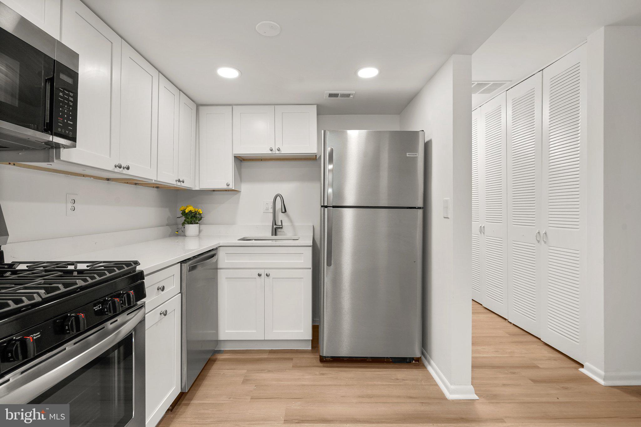 MONTGOMERY CENTURY - Residential