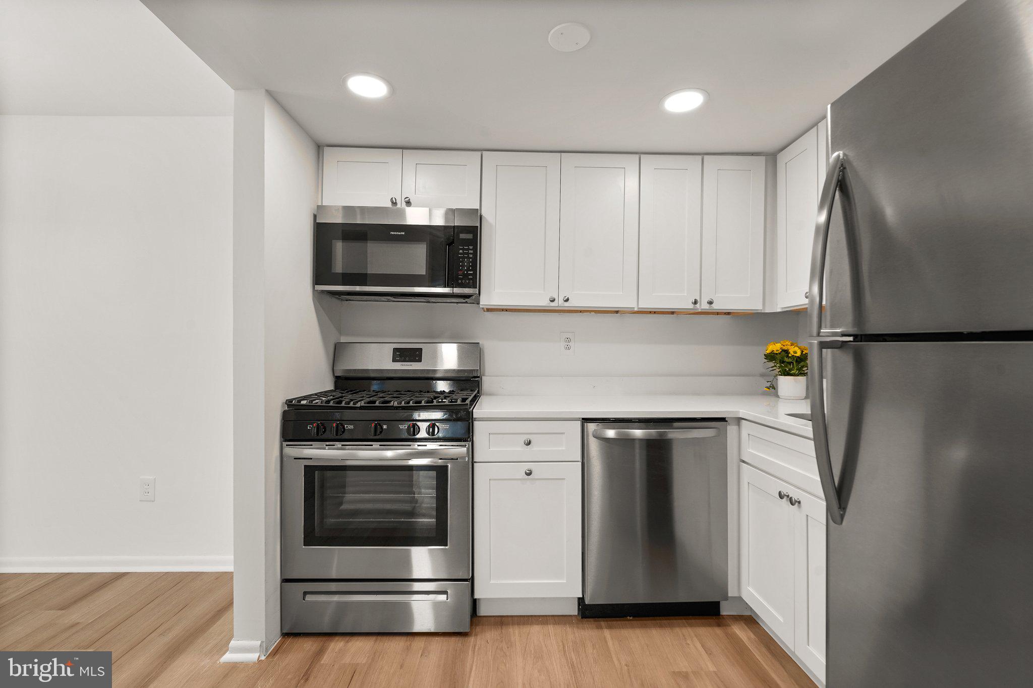 MONTGOMERY CENTURY - Residential