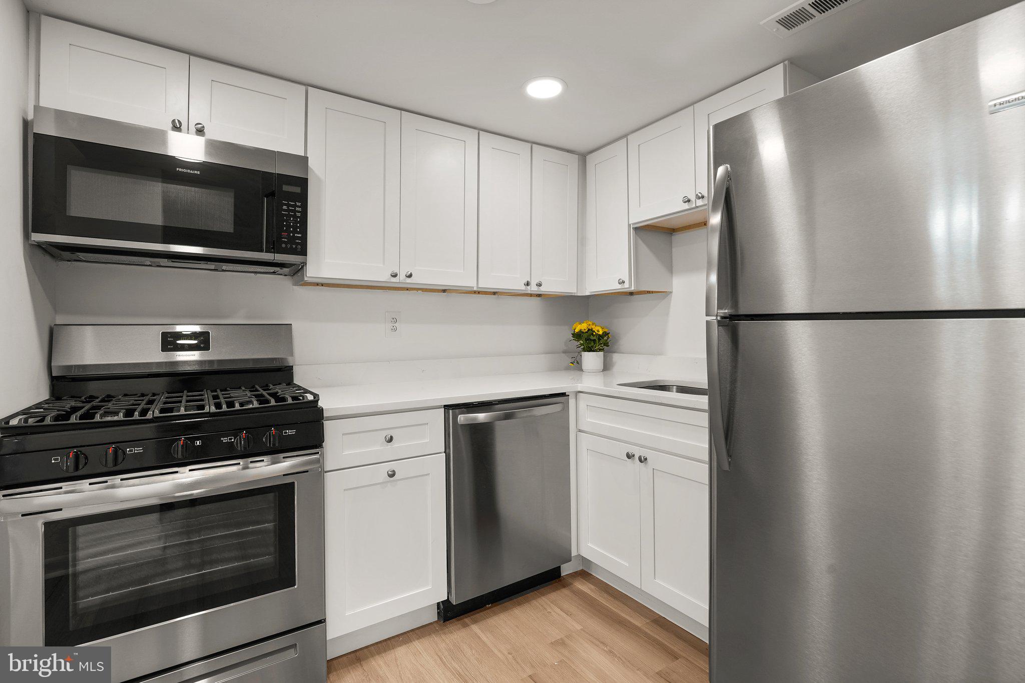 MONTGOMERY CENTURY - Residential