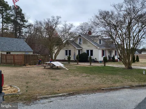 20833 Nanticoke Road, Bivalve, MD MLS: MDWC2017172