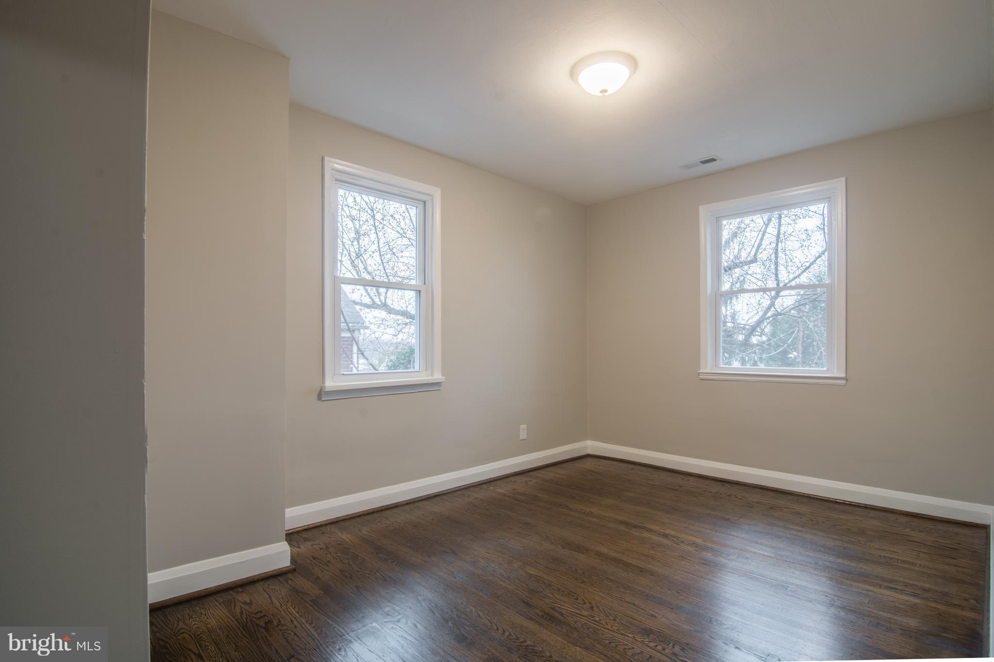 LITTLE FLOWER - Residential