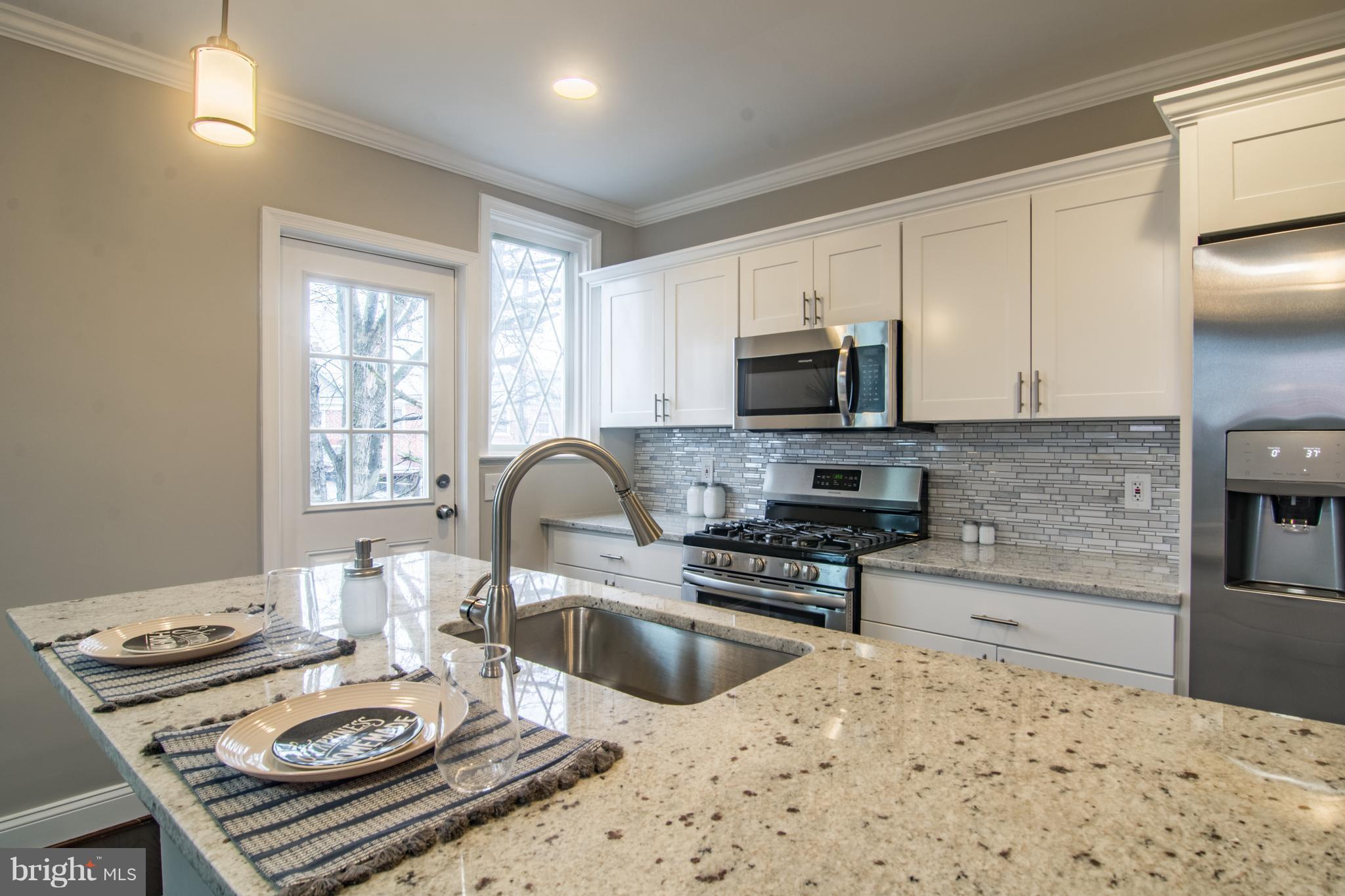 LITTLE FLOWER - Residential