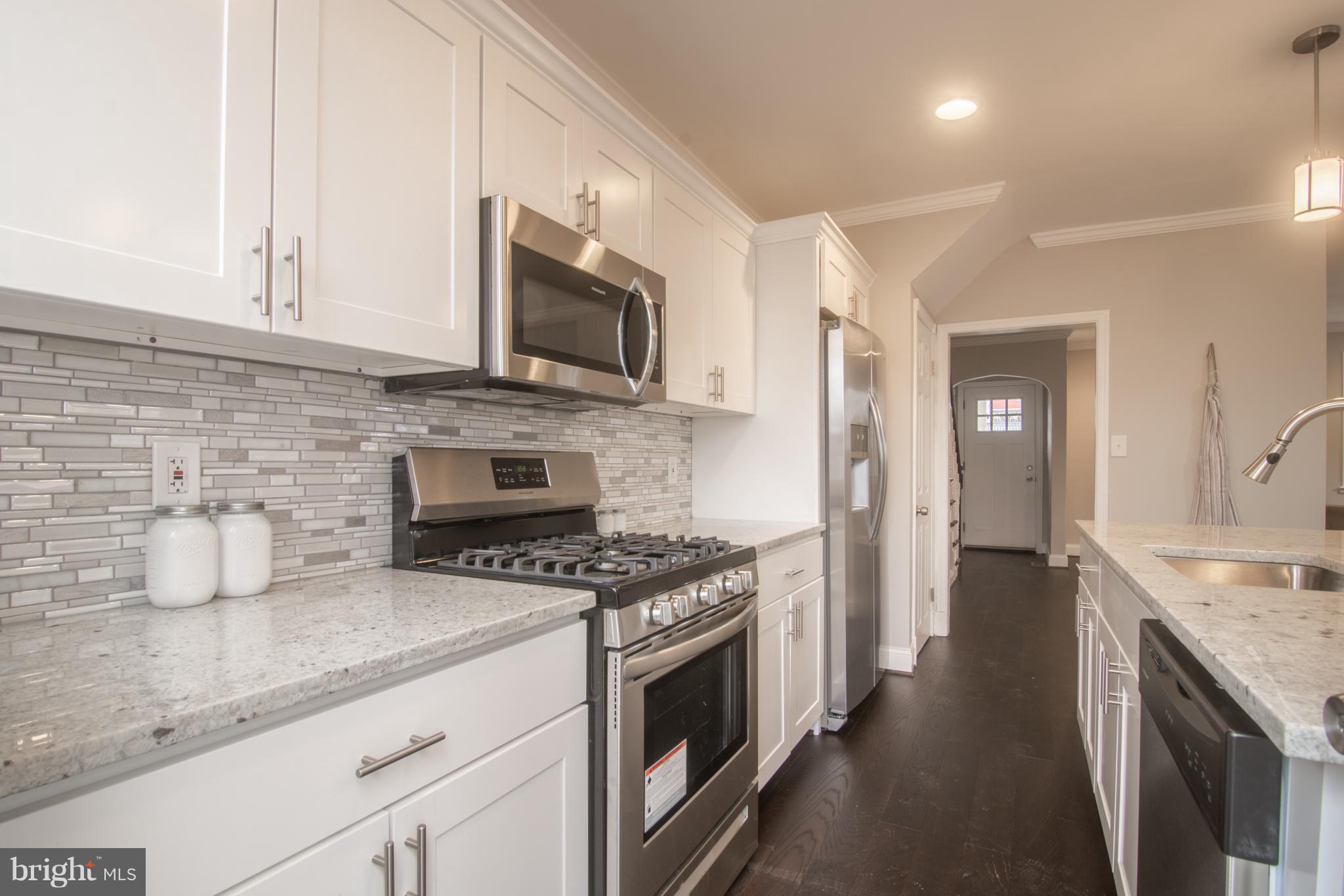 LITTLE FLOWER - Residential