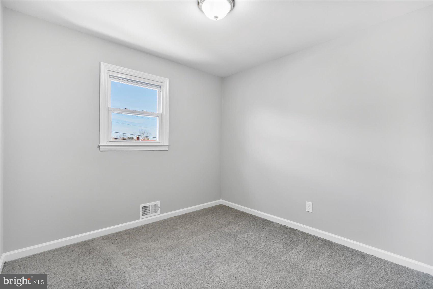 WOODLAWN HEIGHTS - Residential