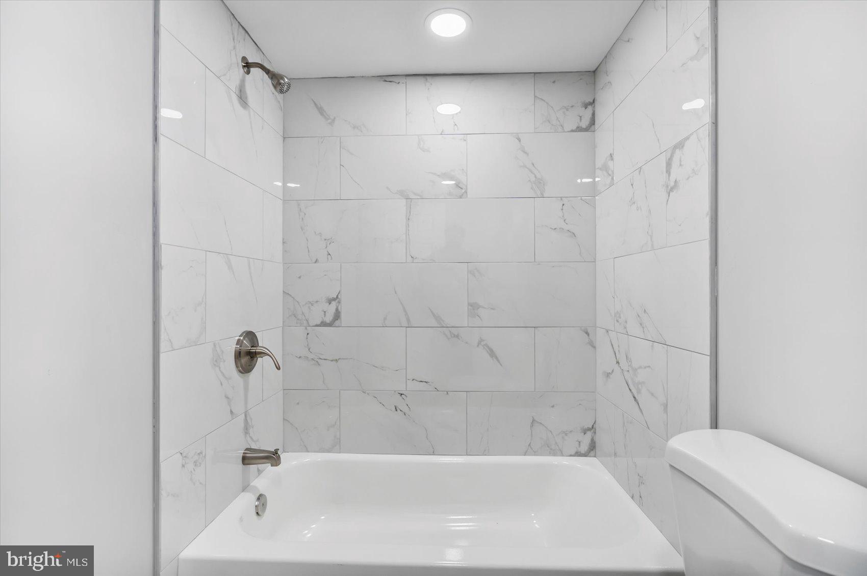 WOODLAWN HEIGHTS - Residential