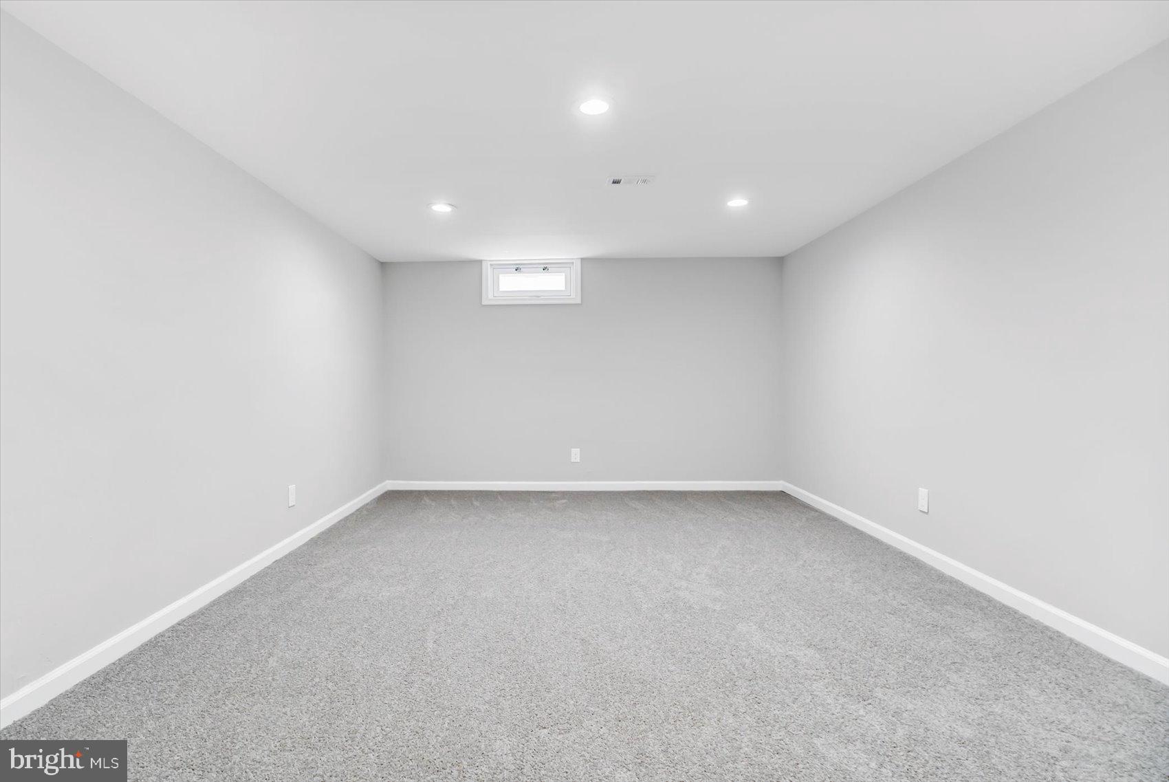 WOODLAWN HEIGHTS - Residential