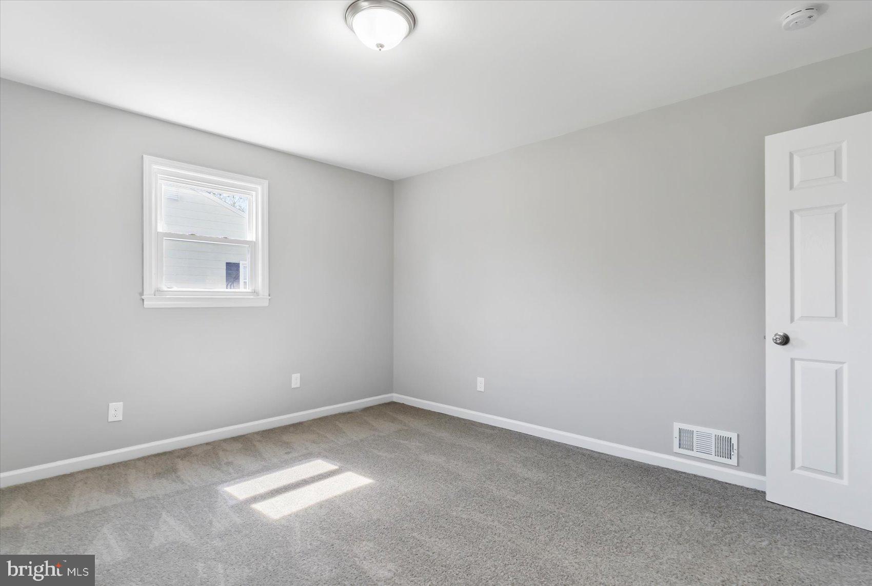 WOODLAWN HEIGHTS - Residential