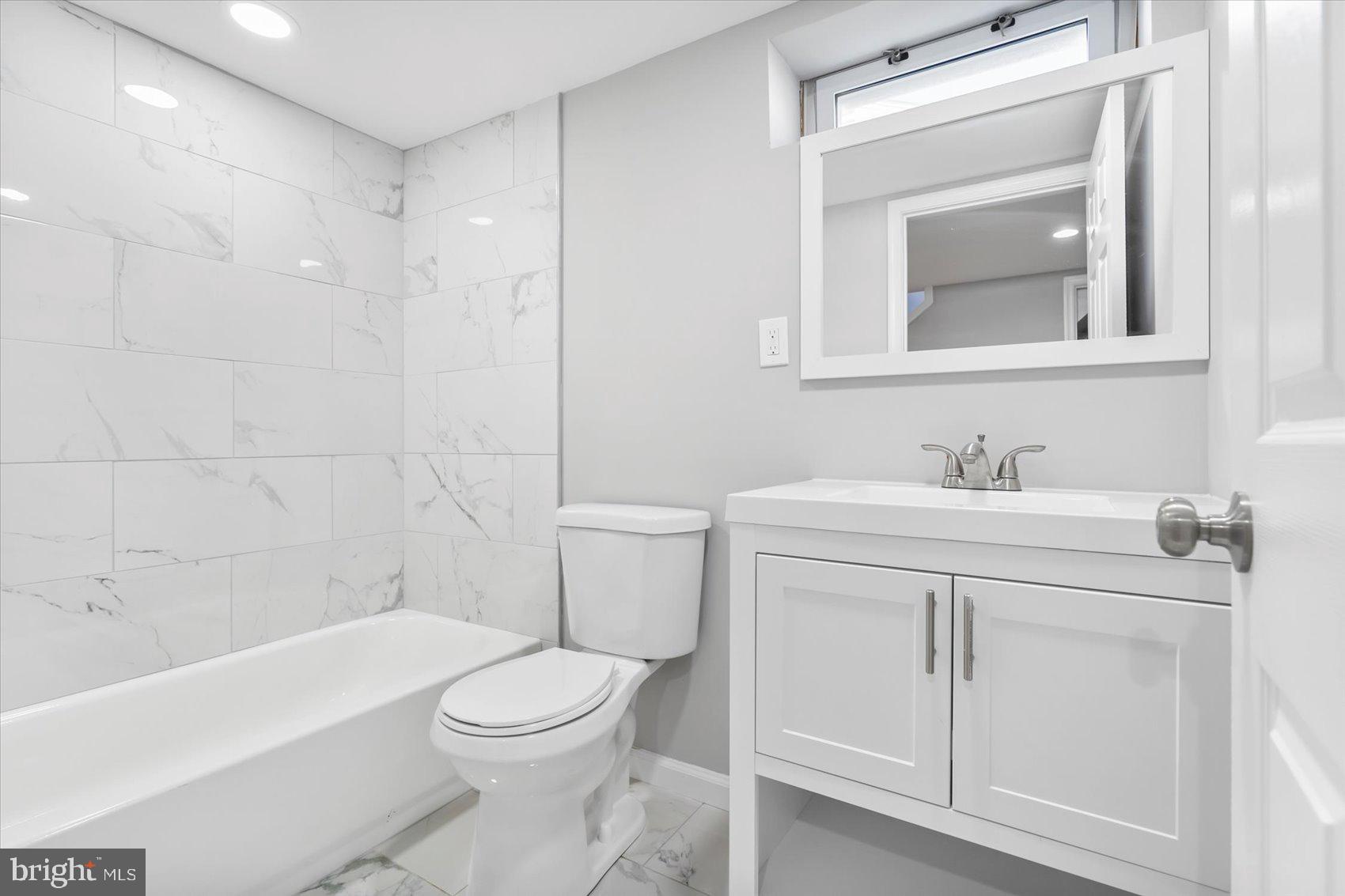 WOODLAWN HEIGHTS - Residential