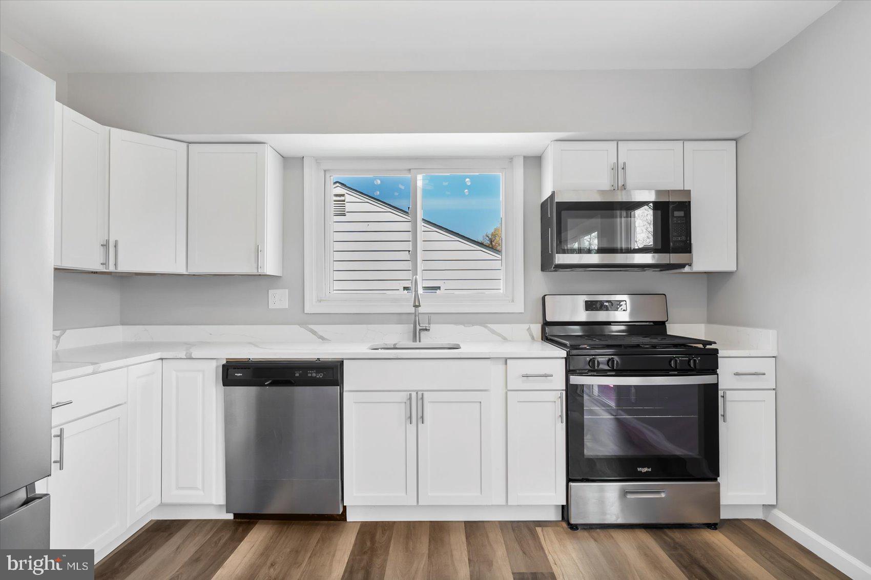 WOODLAWN HEIGHTS - Residential