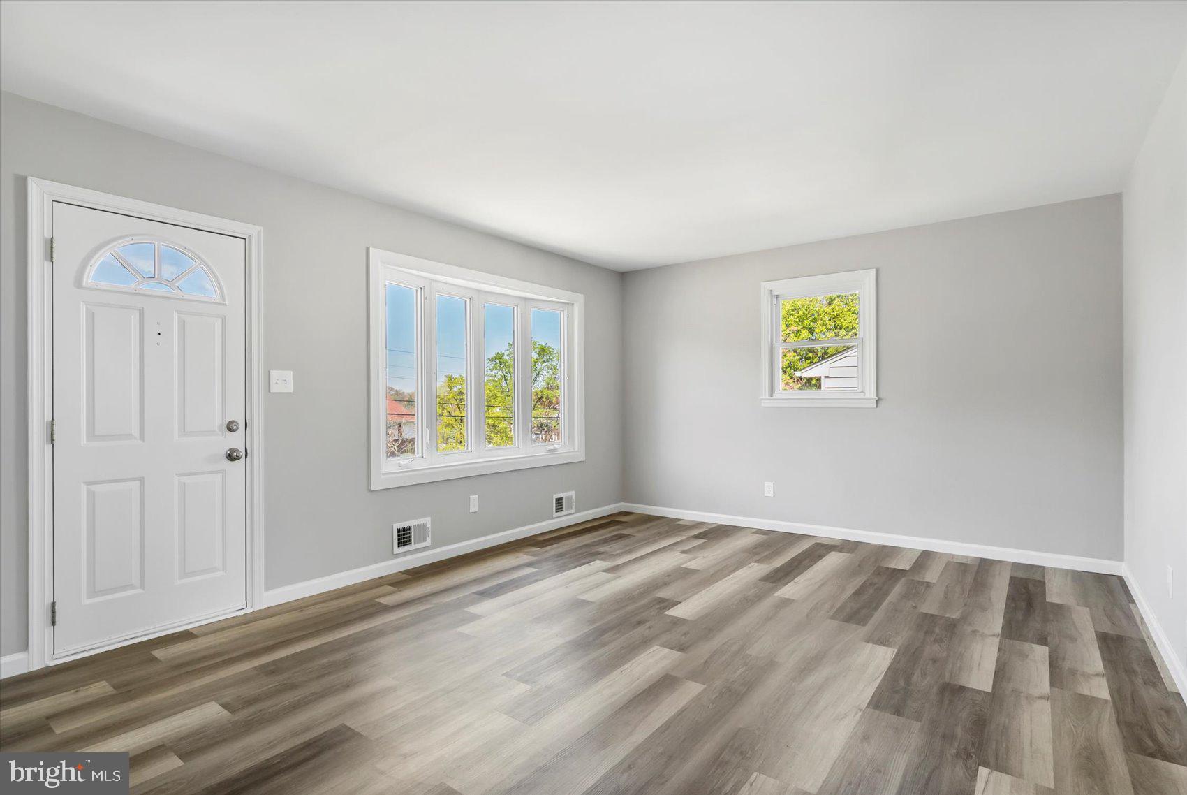 WOODLAWN HEIGHTS - Residential