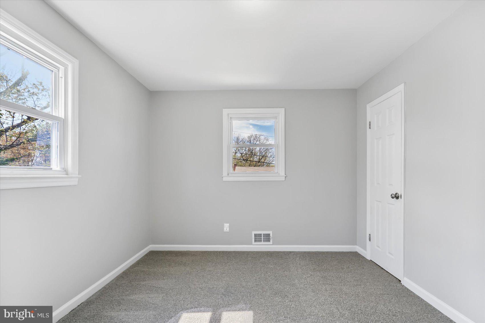 WOODLAWN HEIGHTS - Residential