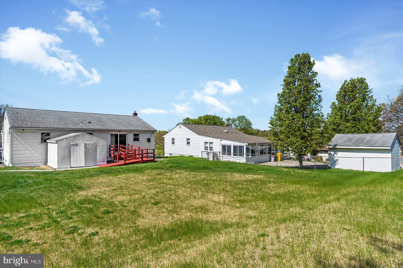 WOODLAWN HEIGHTS - Residential