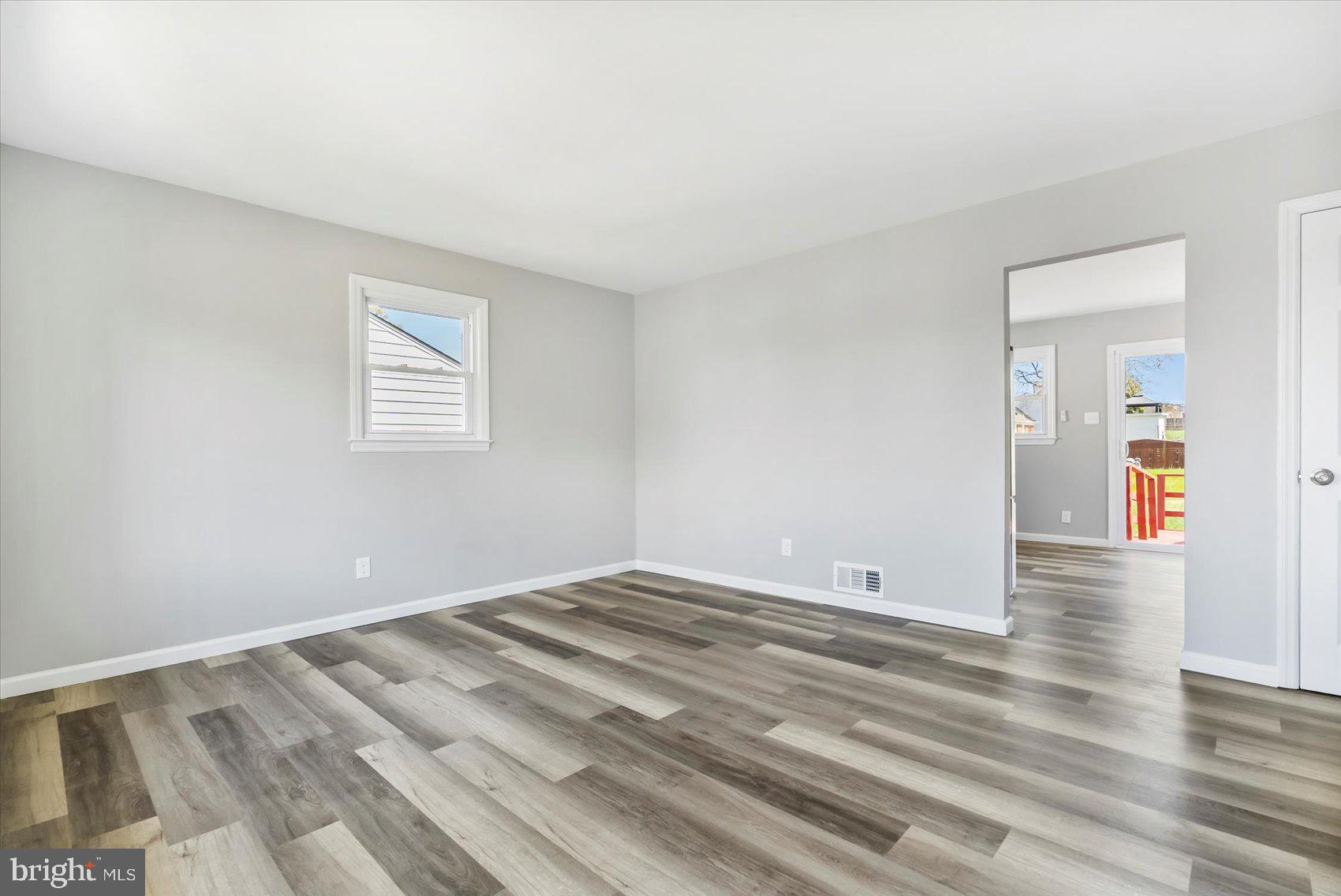 WOODLAWN HEIGHTS - Residential