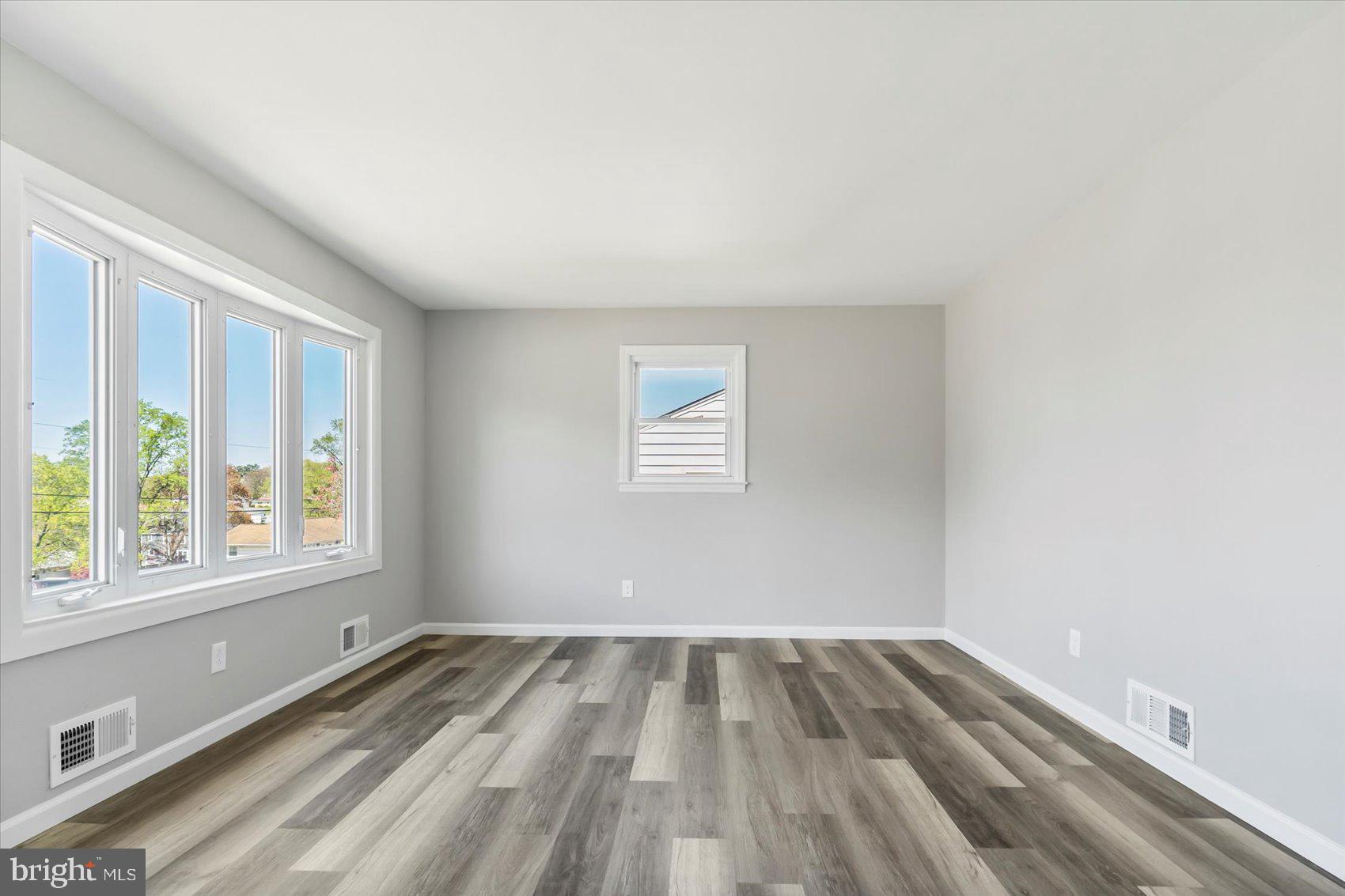 WOODLAWN HEIGHTS - Residential