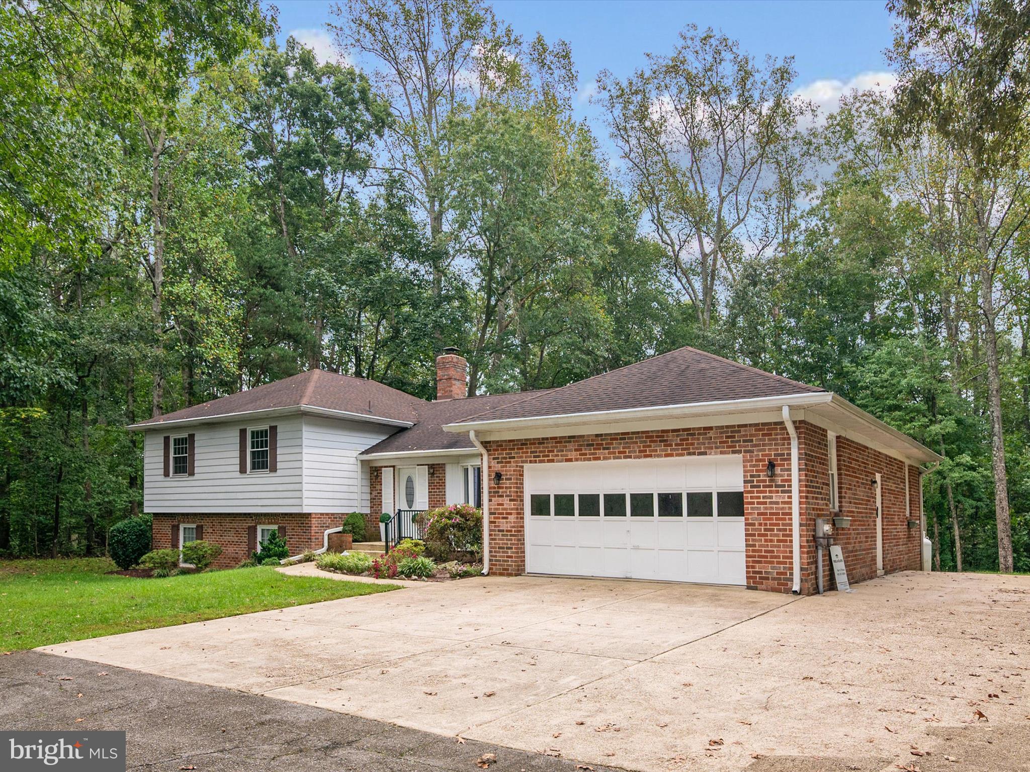 LAKE OF THE PINES - Residential