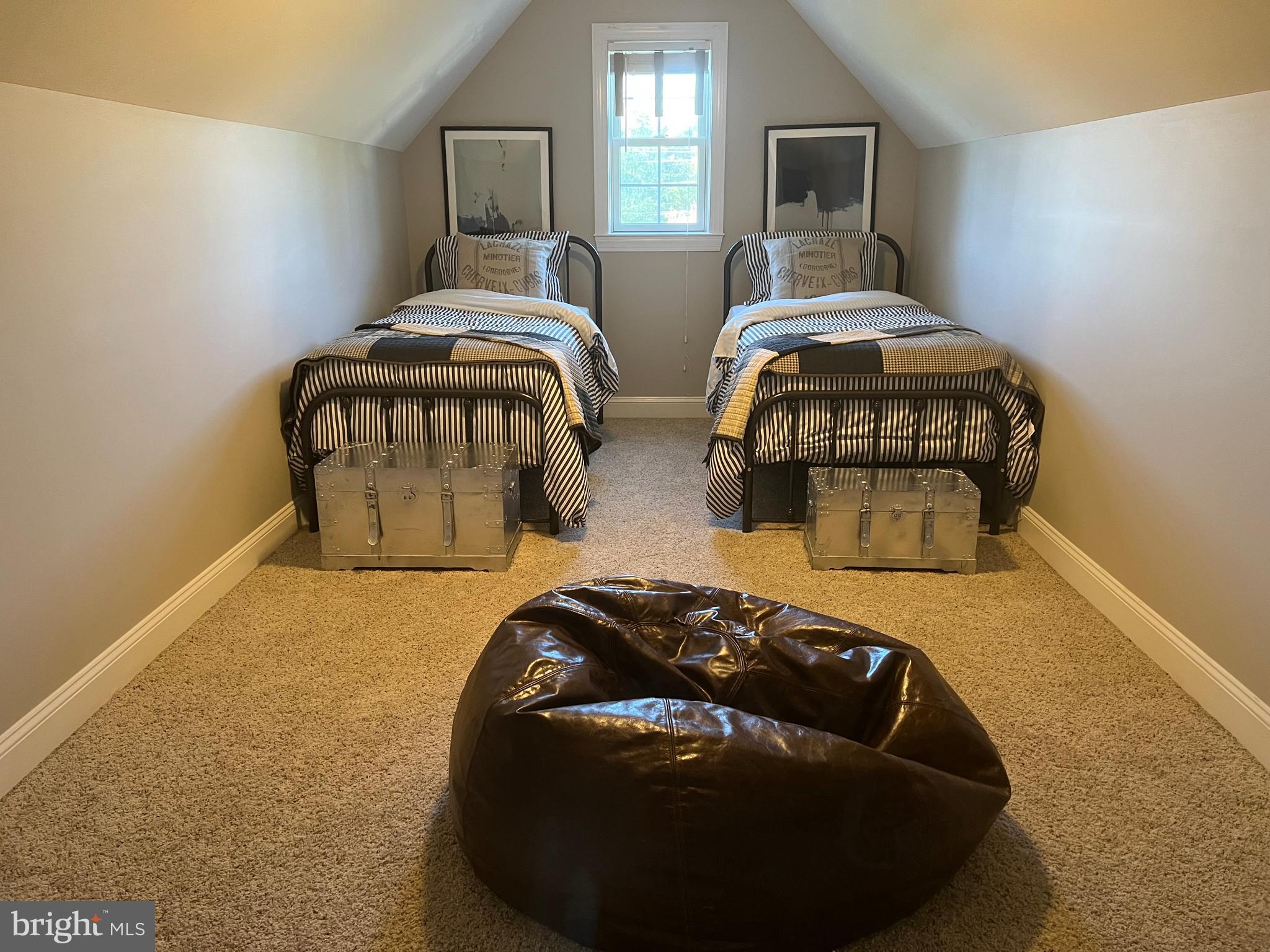 BOUNTYS VIEW - Residential