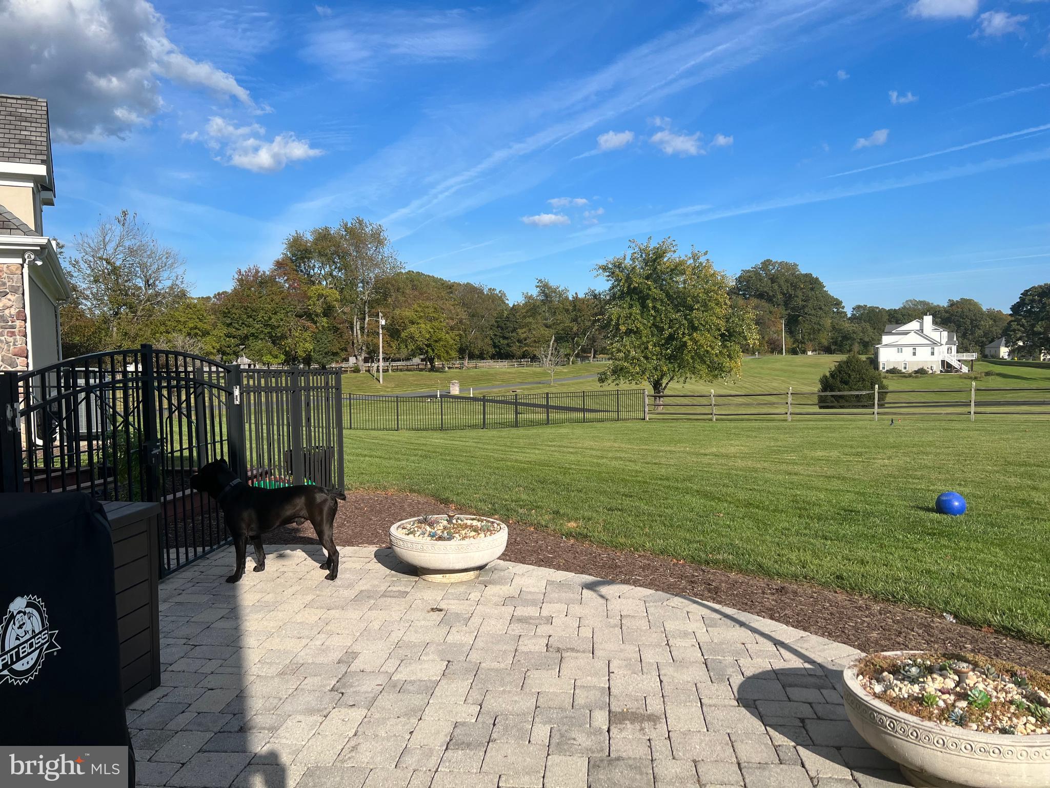 BOUNTYS VIEW - Residential