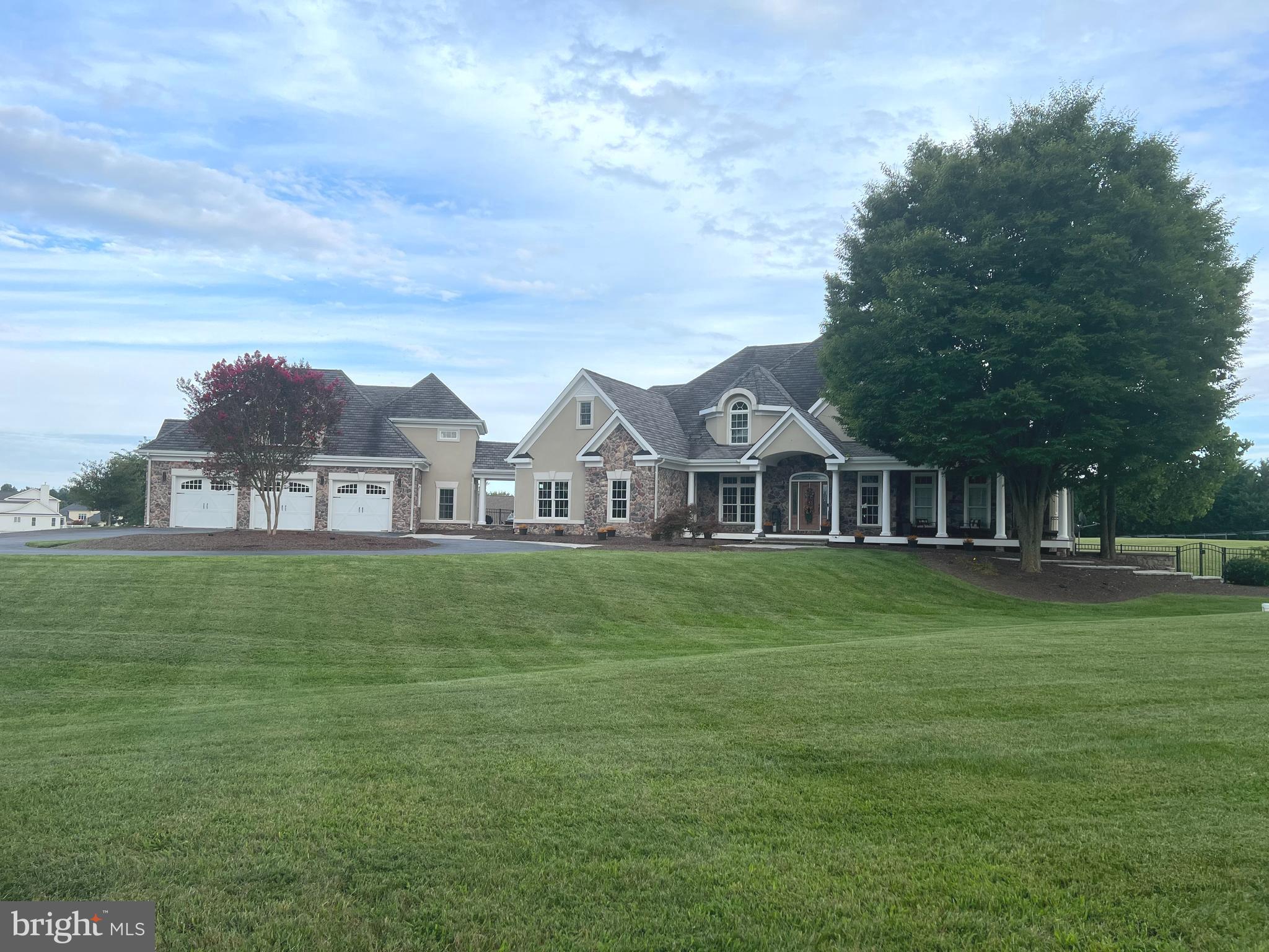 BOUNTYS VIEW - Residential