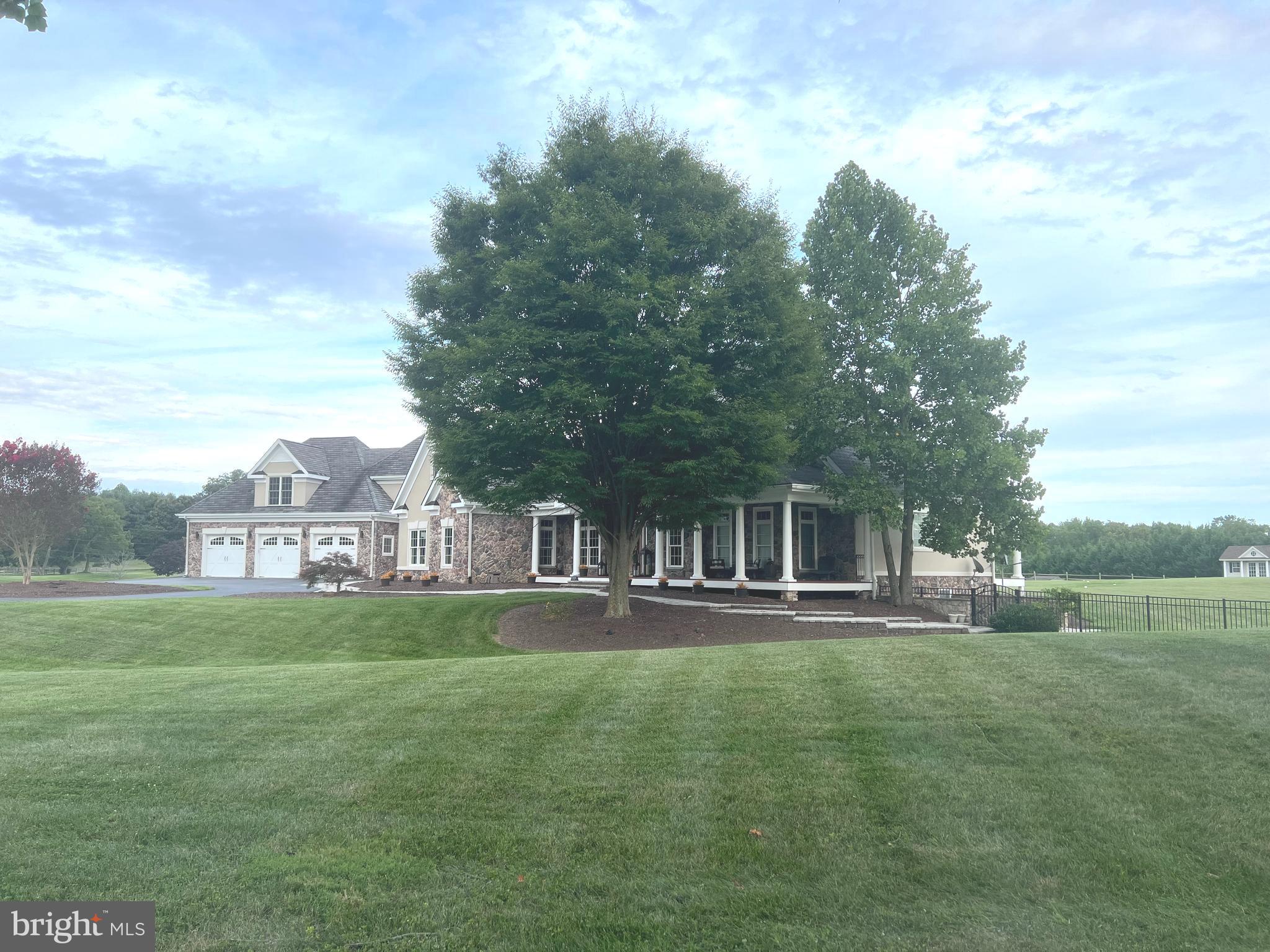 BOUNTYS VIEW - Residential