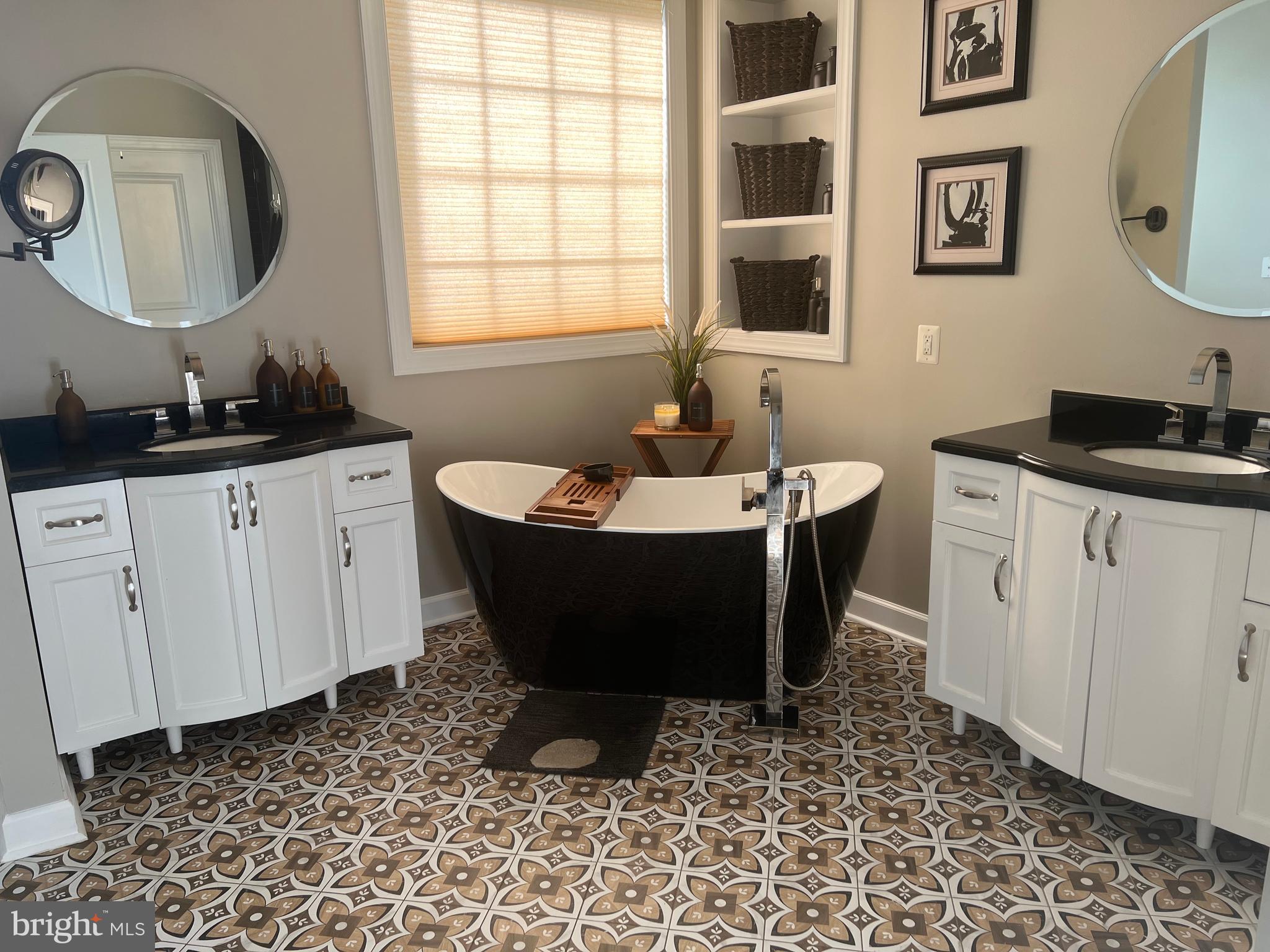 BOUNTYS VIEW - Residential