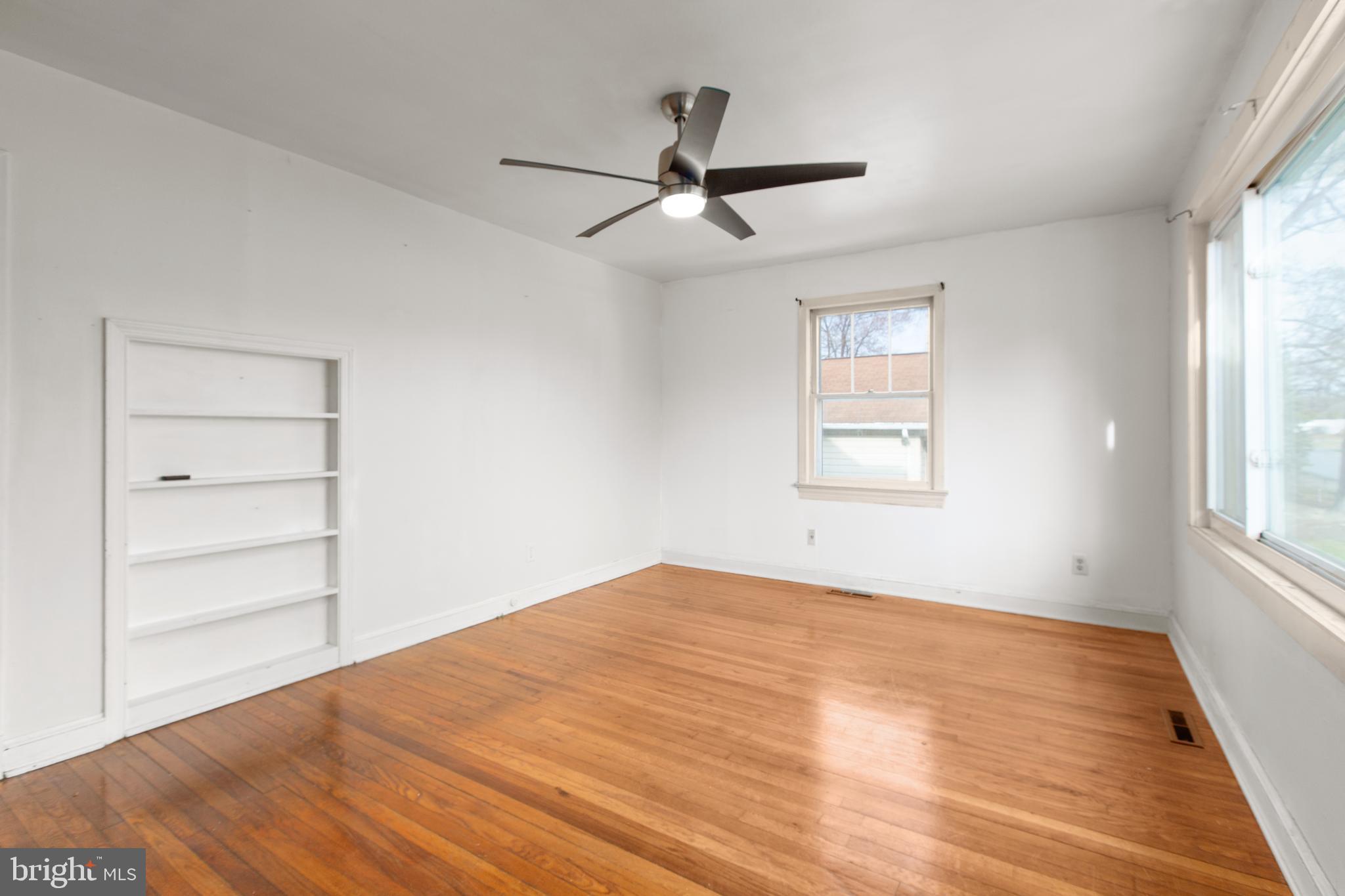 COTTAGE GREEN - Residential