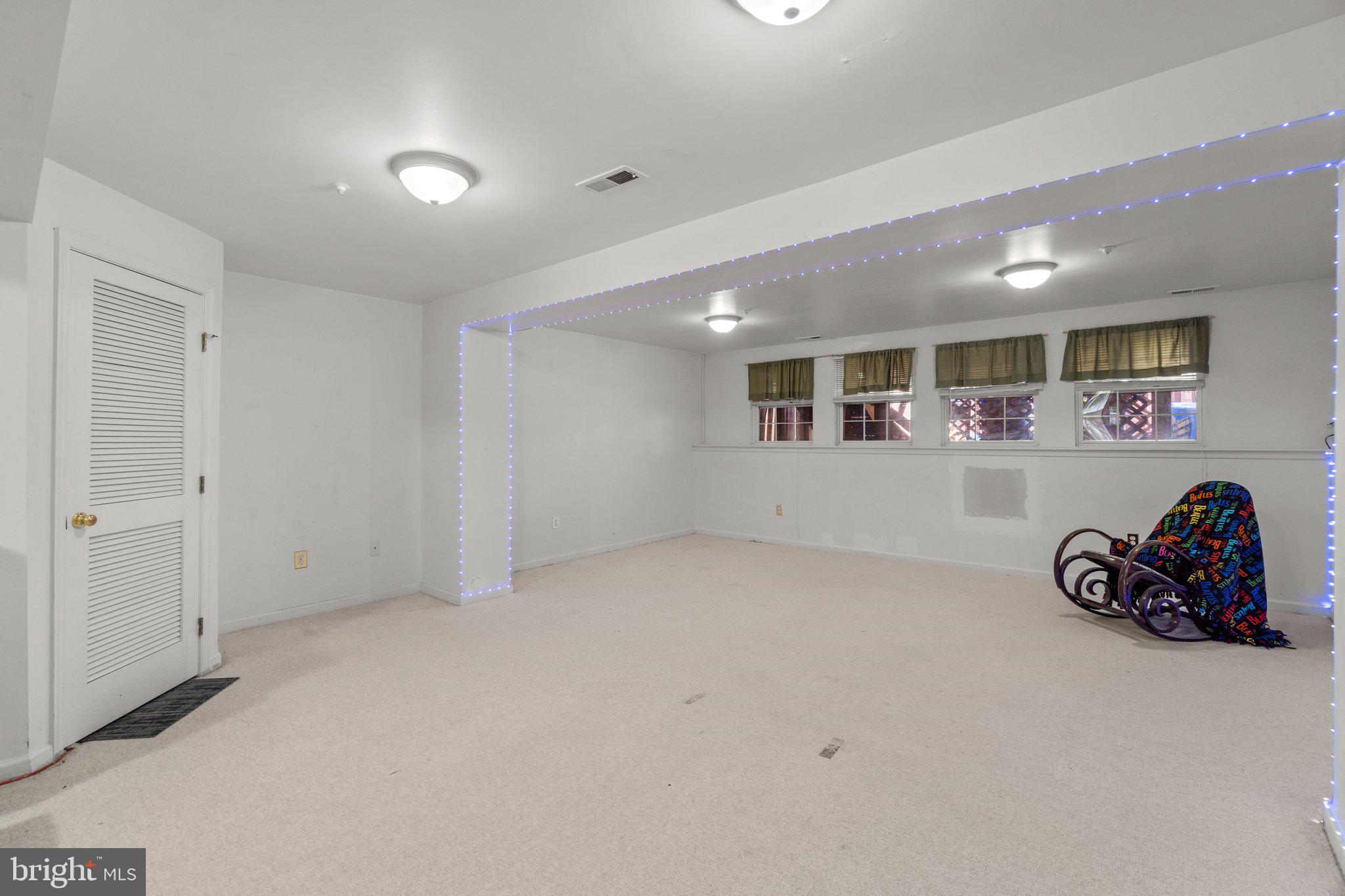 BALLENGER CROSSING - Residential