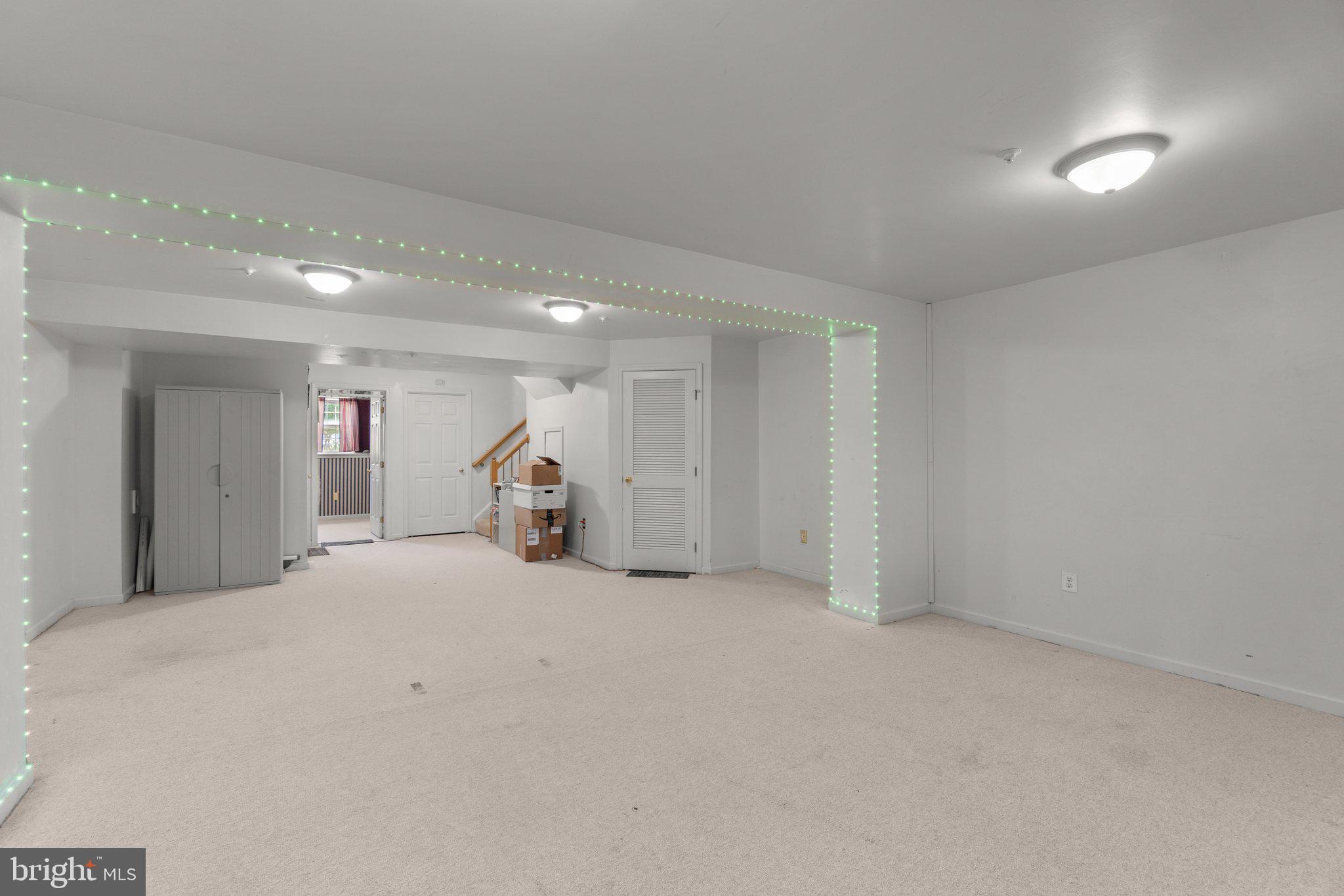 BALLENGER CROSSING - Residential