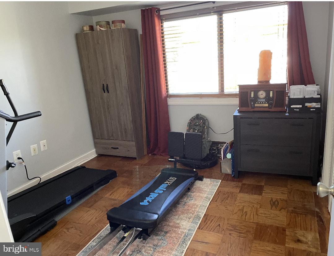 SUITLAND-SILVER HILL - Residential