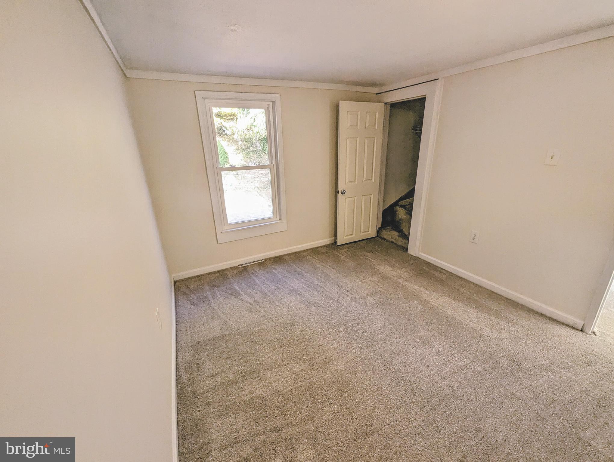 WEST FAIRVIEW - Residential