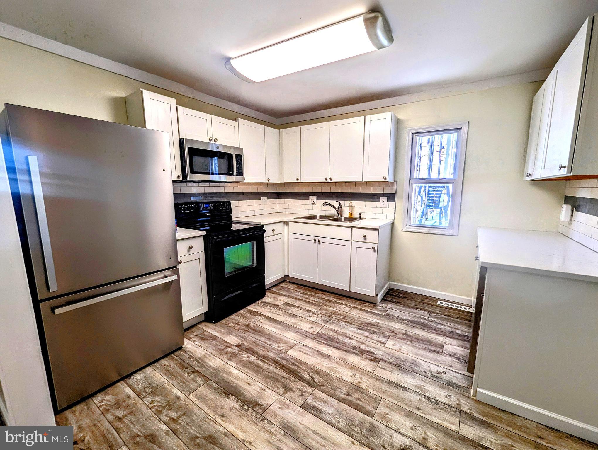 WEST FAIRVIEW - Residential