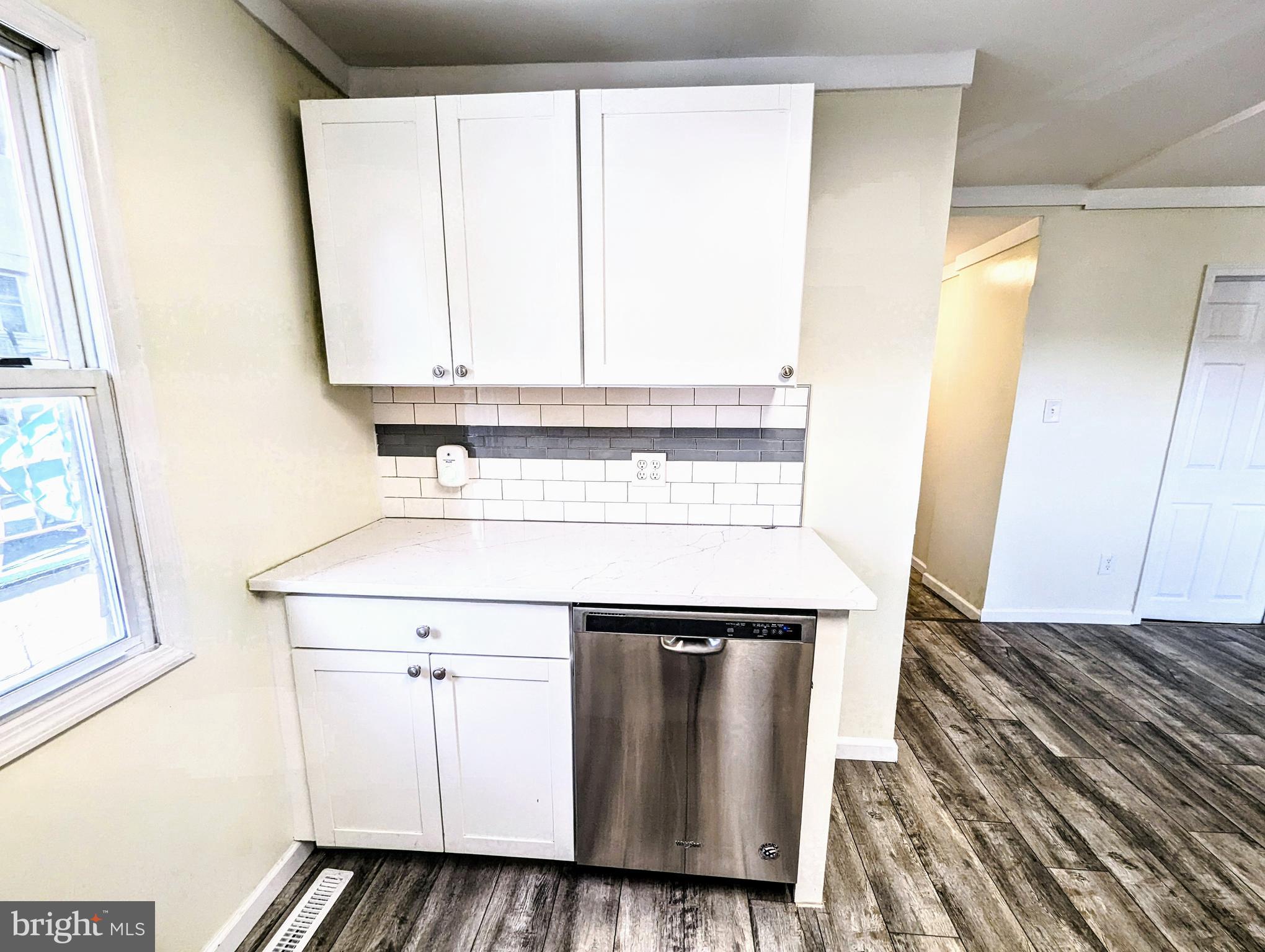 WEST FAIRVIEW - Residential