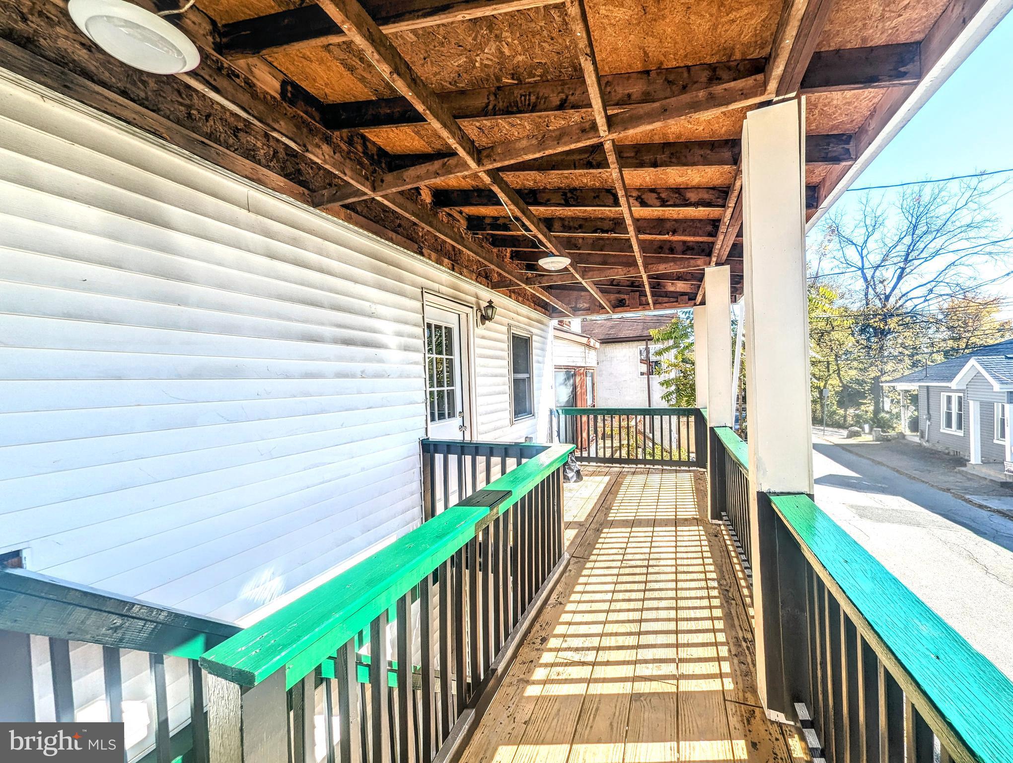 WEST FAIRVIEW - Residential