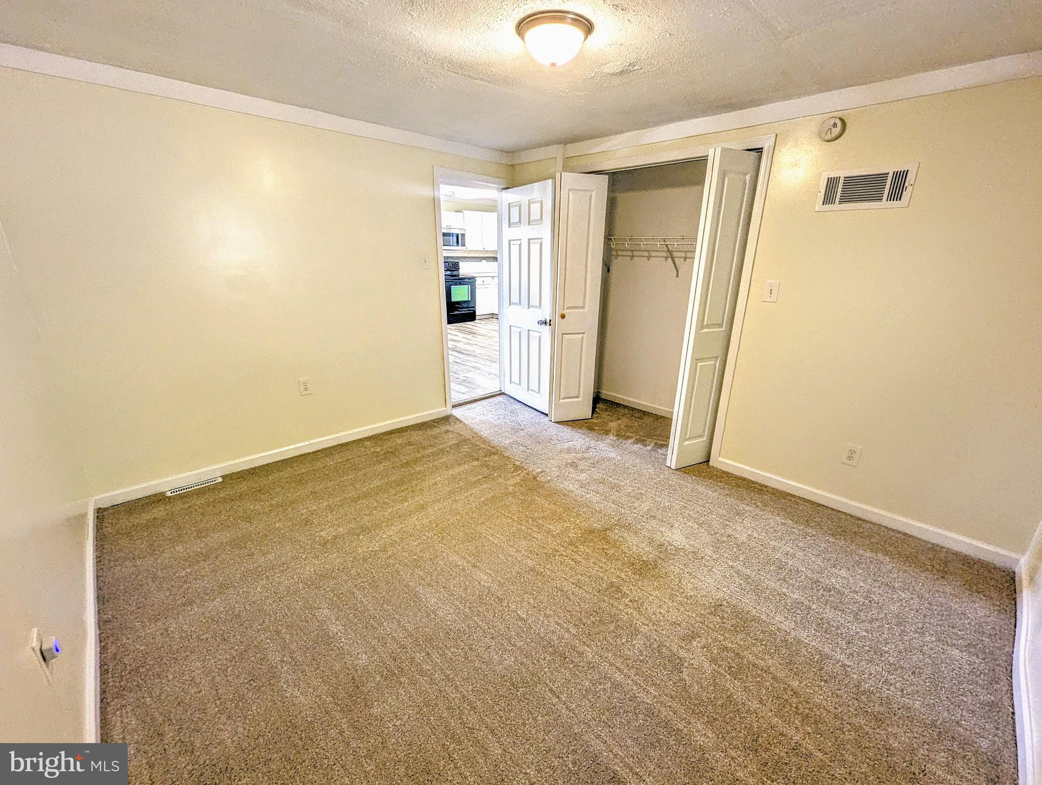 WEST FAIRVIEW - Residential