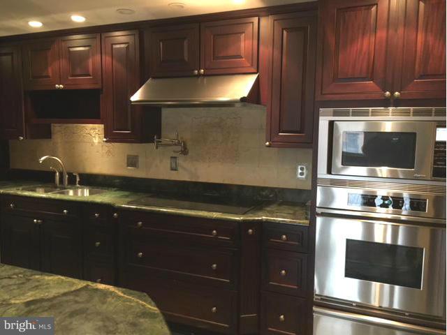 FELLS POINT HISTORIC DISTRICT - Residential