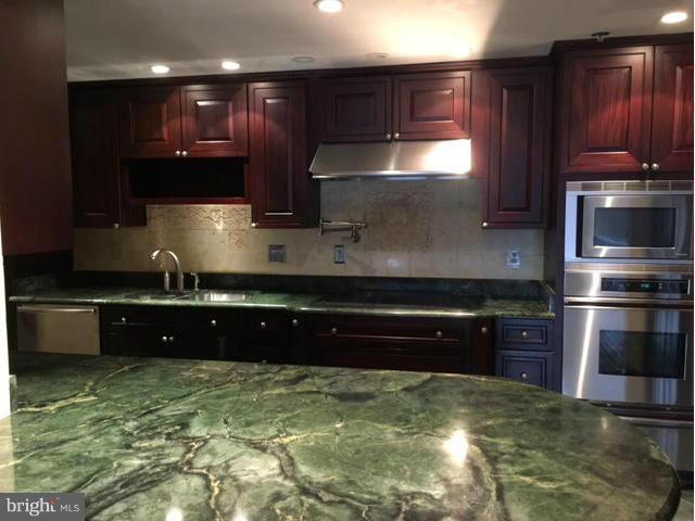 FELLS POINT HISTORIC DISTRICT - Residential