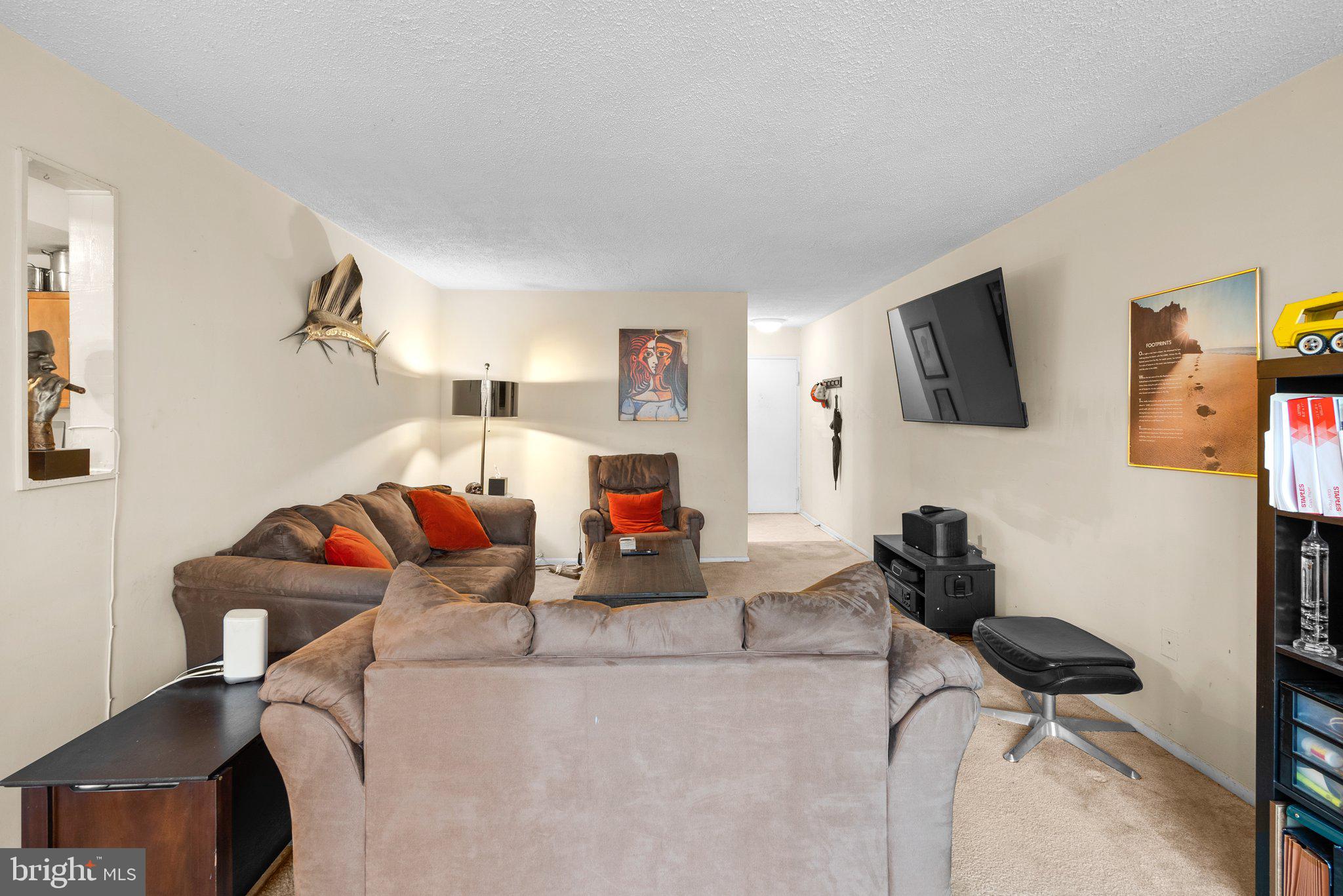 CHELSEA WOODS CONDO - Residential