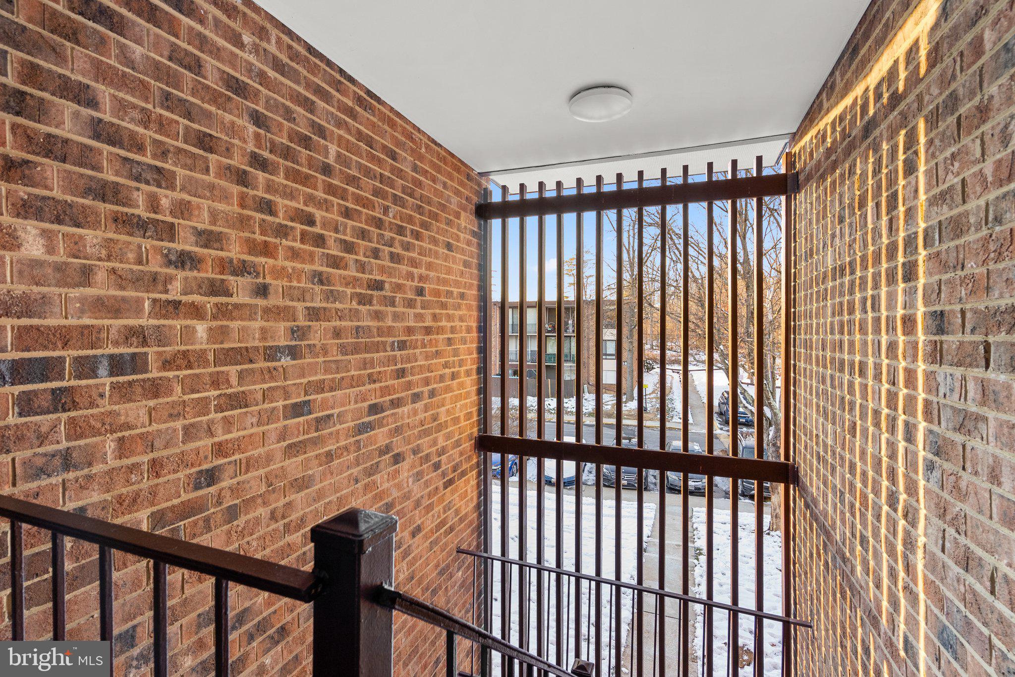 CHELSEA WOODS CONDO - Residential