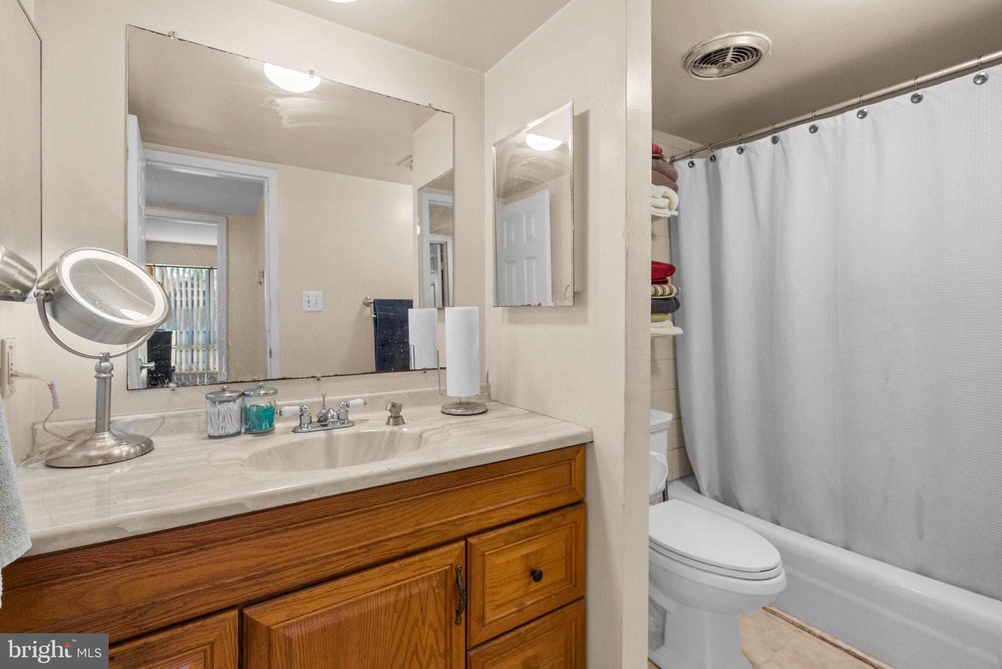 CHELSEA WOODS CONDO - Residential